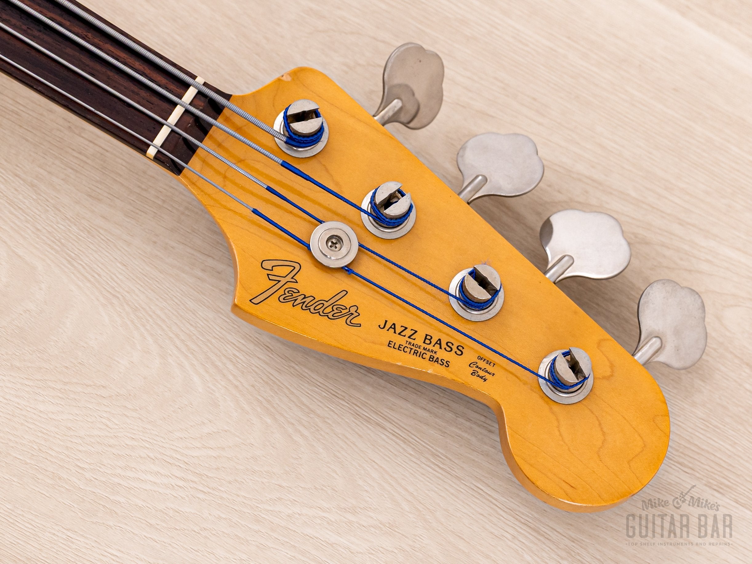 1990 Fender Jazz Bass Fretless ‘62 Vintage Reissue JB62-60FL Sunburst, Near-Mint, Japan MIJ Fujigen