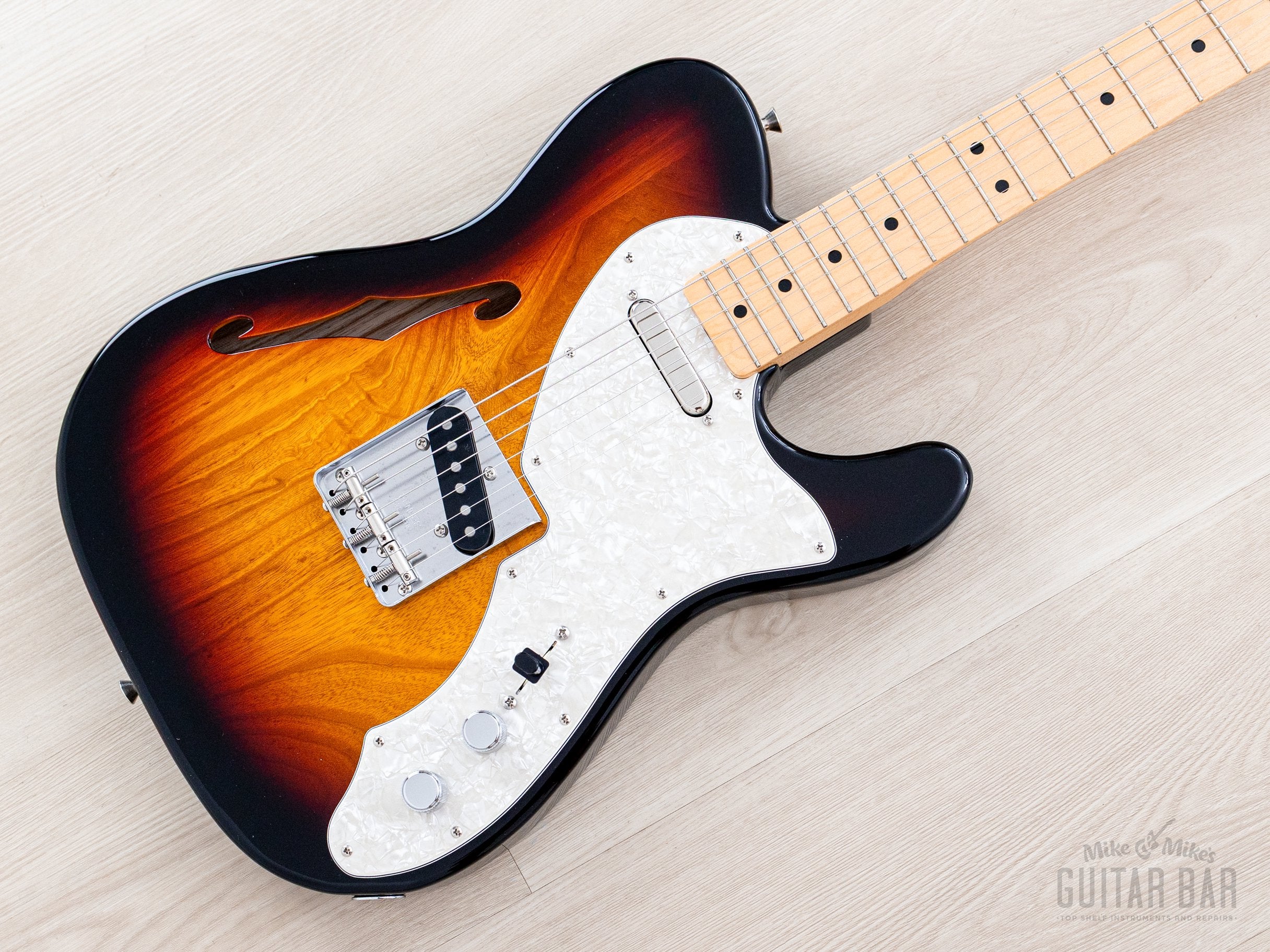 ギター Fender Heritage 60s Telecaster Thinline 2024 Fender Heritage '60s Telecaster Thinline Sunburst Lacquer, Ash Bo