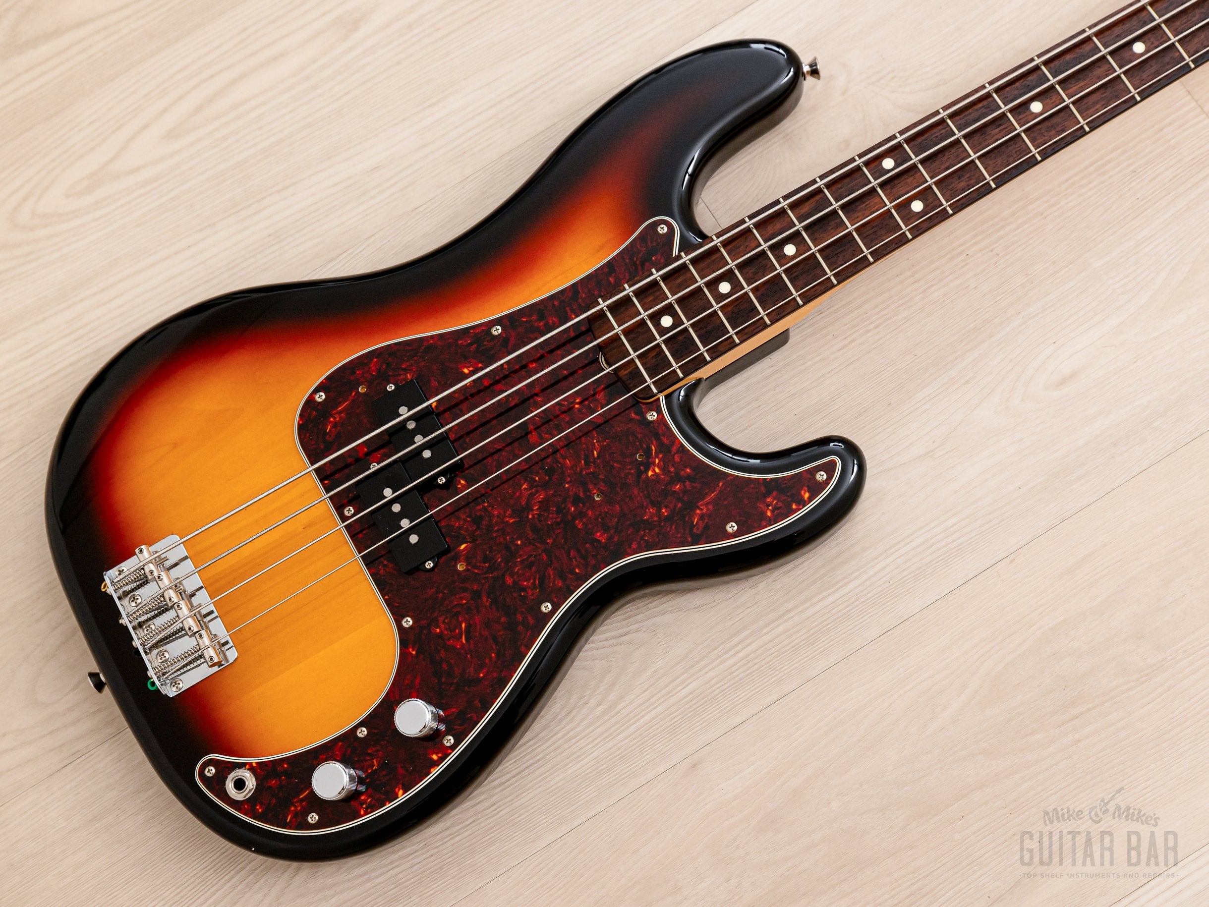 2022 Fender Traditional II 60s Precision Bass Sunburst, Near-Mint, Japan MIJ