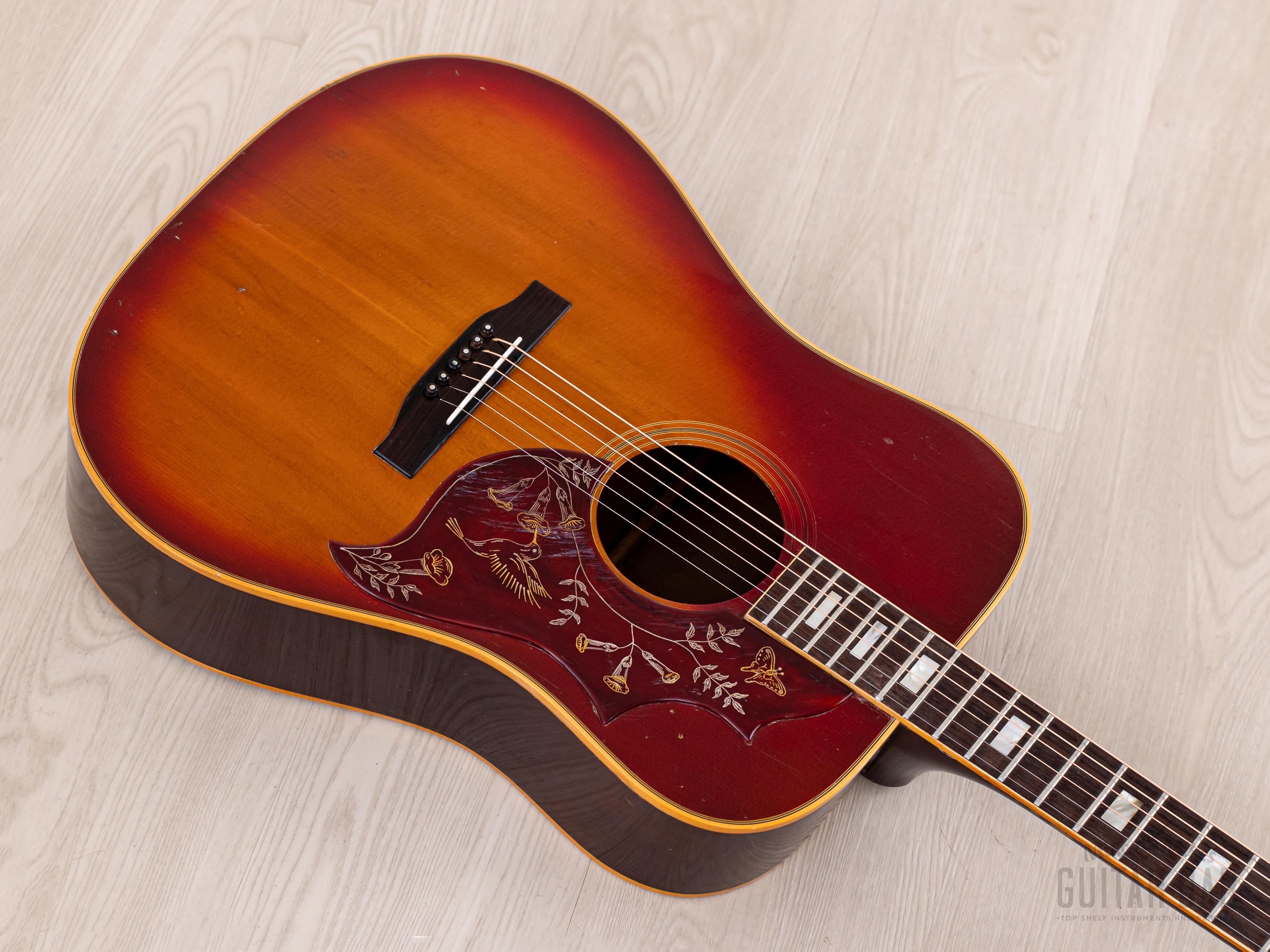 1976 Gibson Hummingbird Custom Vintage Dreadnought Acoustic Guitar Sunburst w/ Case