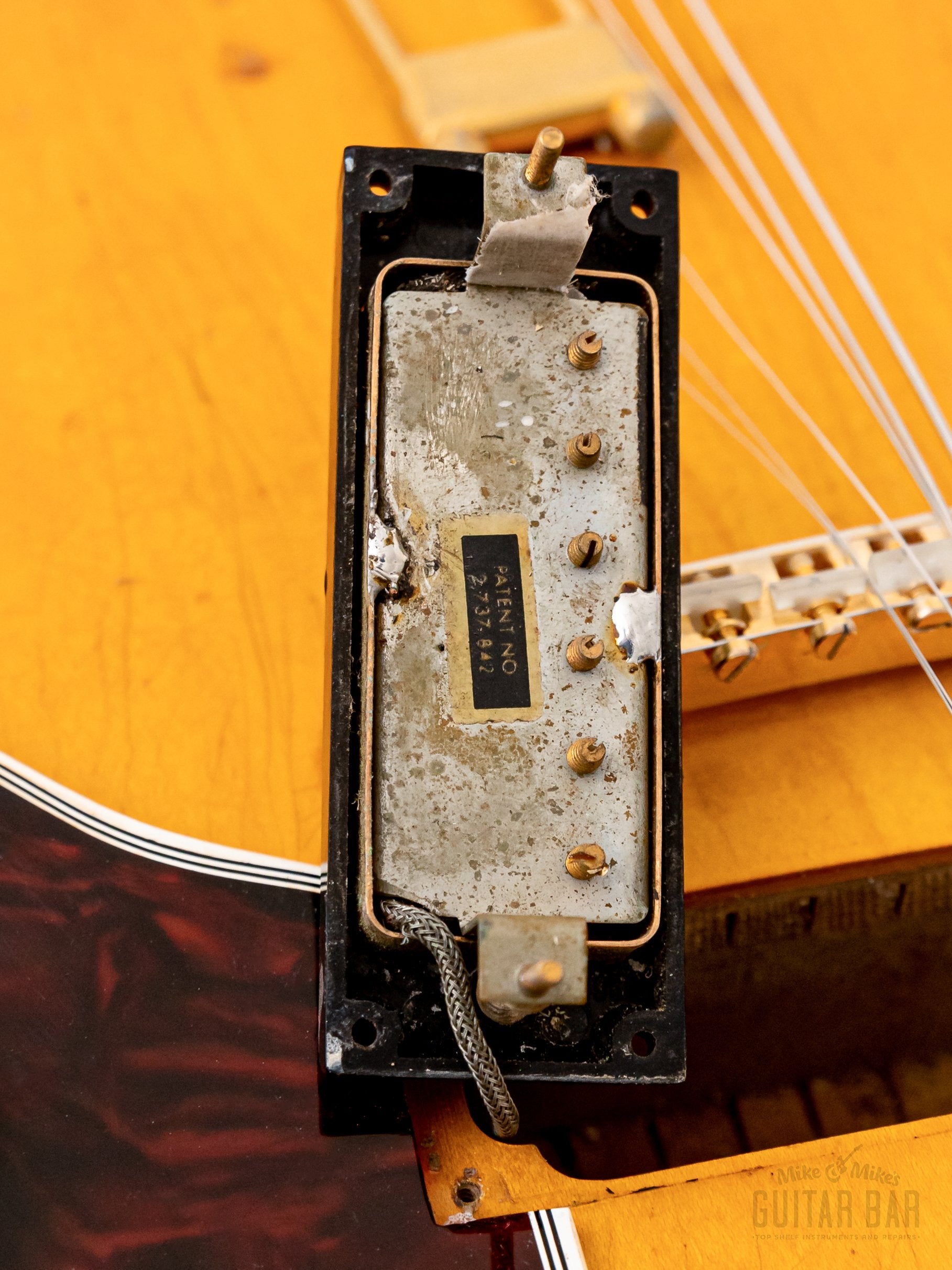 1966 Epiphone Sheraton E212T Vintage Semi-Hollow Guitar Royal Tan w/ Pat # Mini Humbuckers, Case