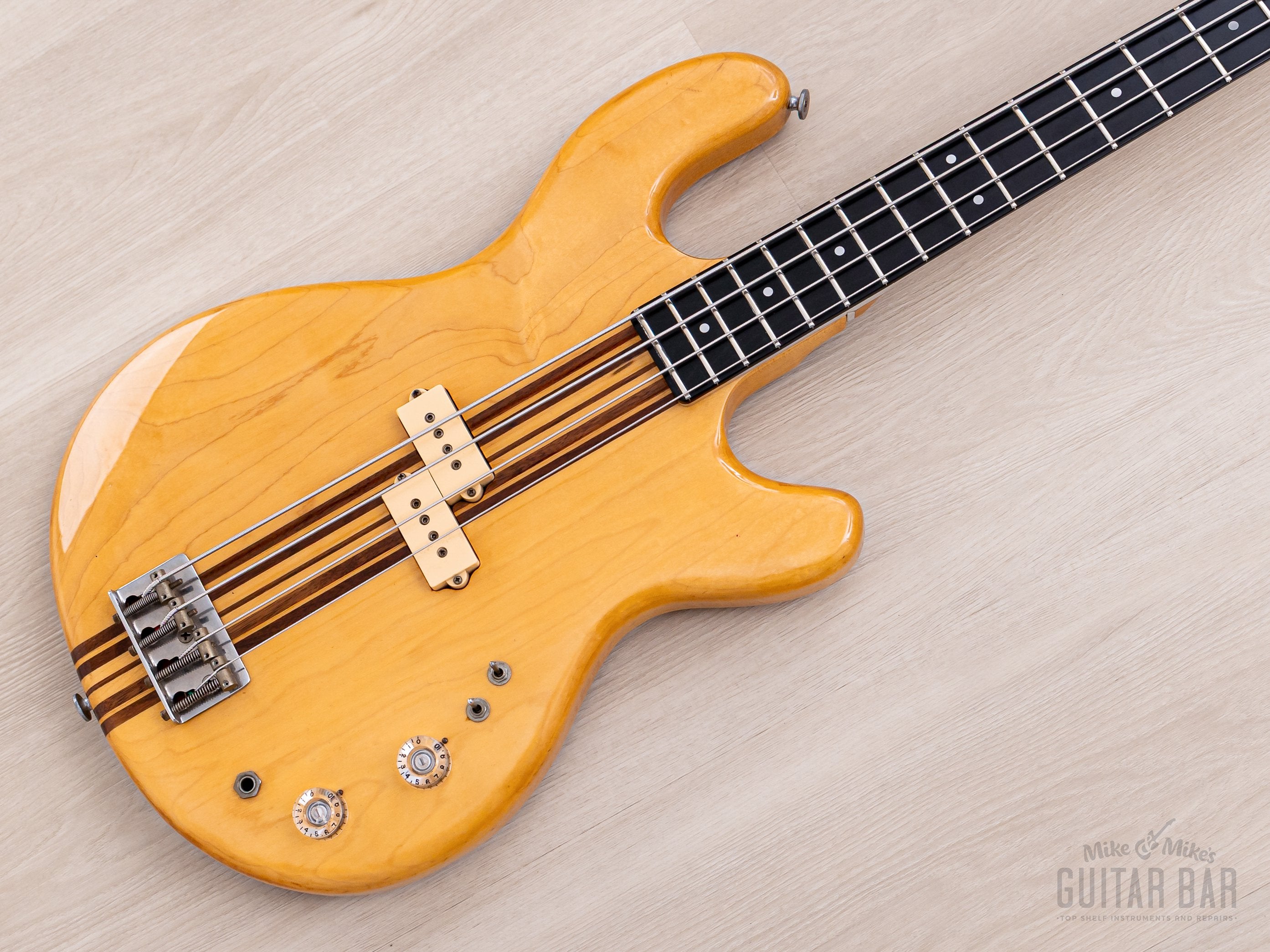 1979 Kramer DMZ 4000 Vintage Aluminum Neck Bass Natural w/ Case