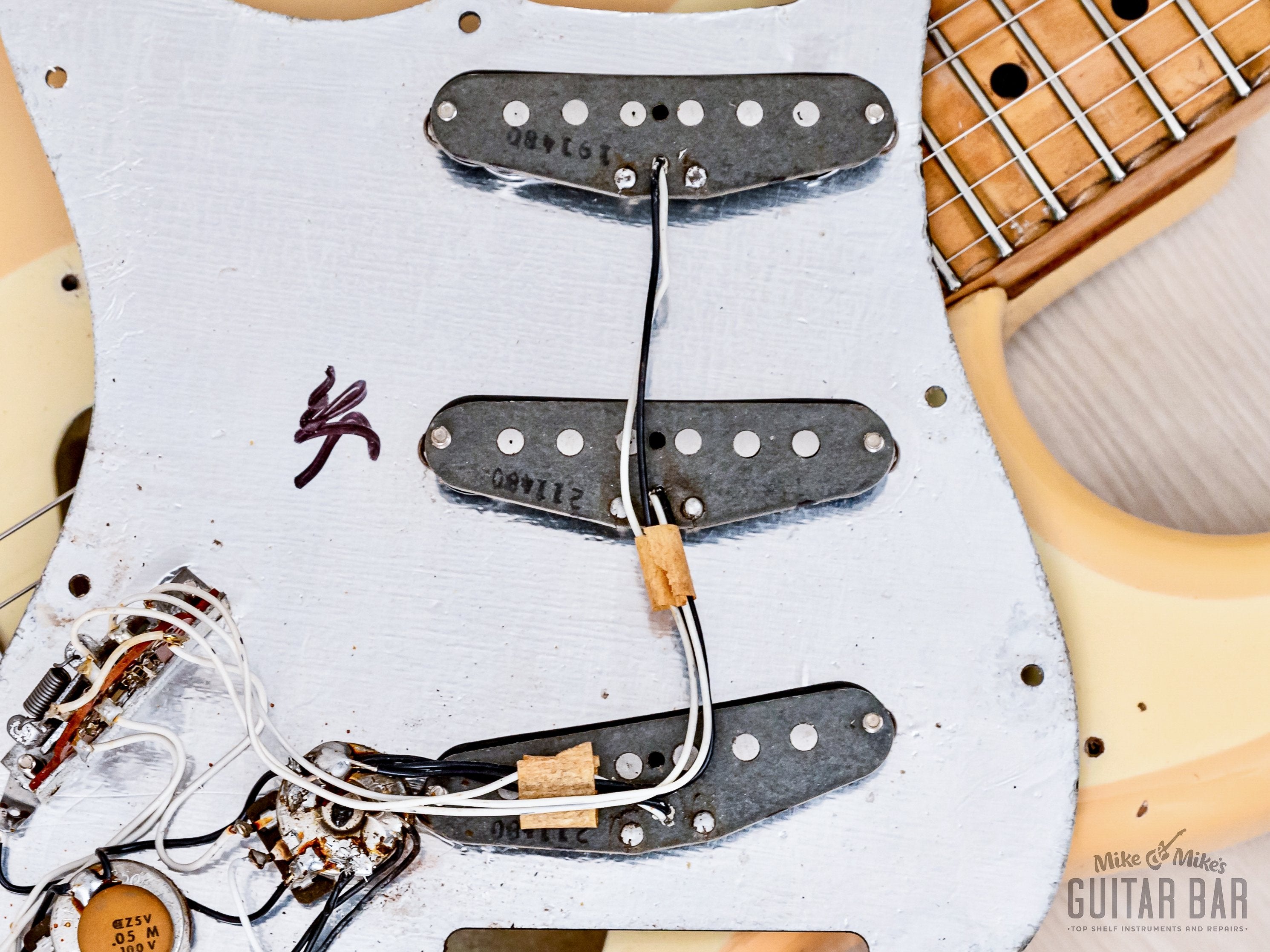 1980 Fender Stratocaster 25th Anniversary Model Vintage Guitar Pearl W