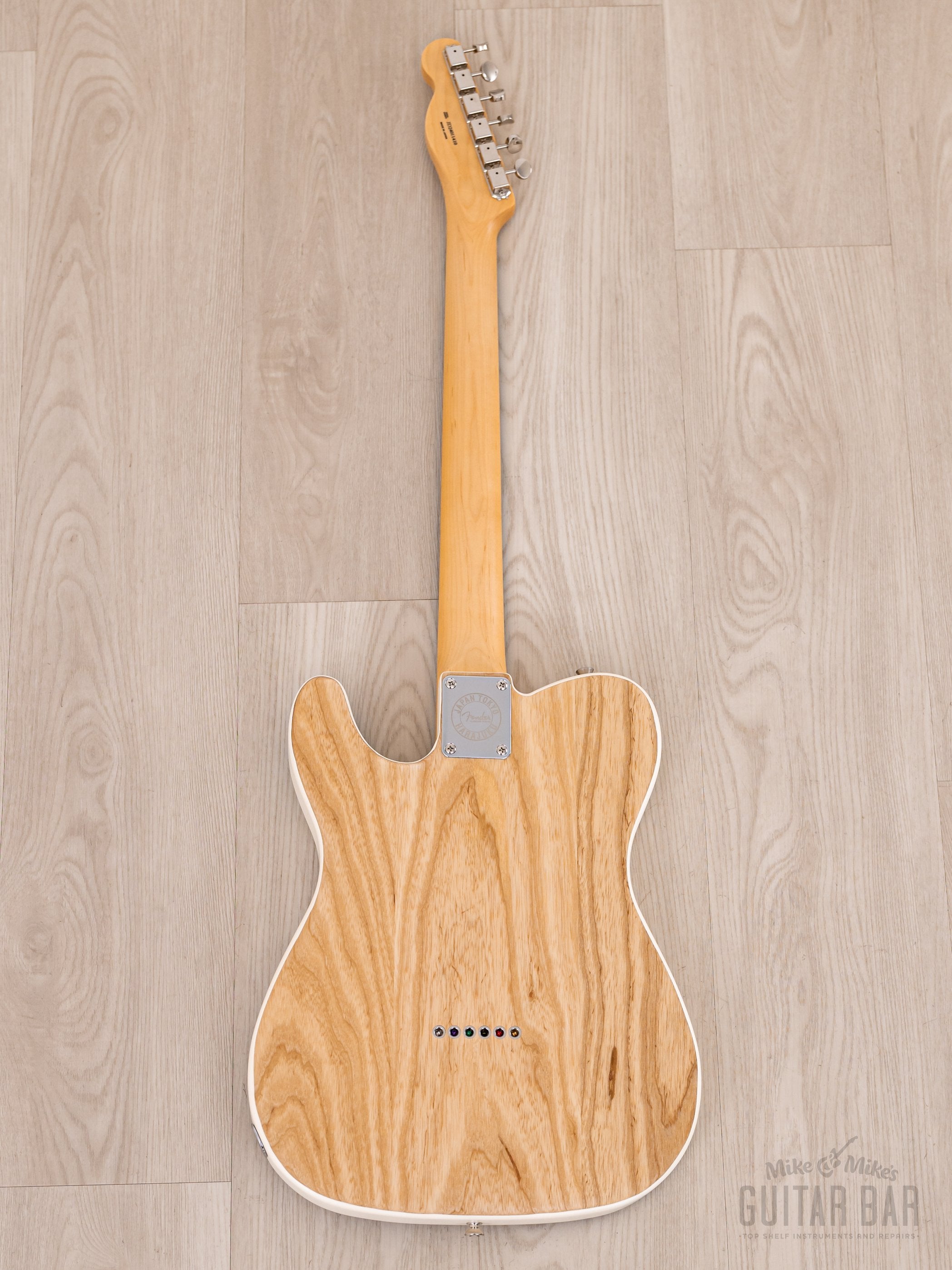 2024 Fender Japan Art Canvas Esquire Katsushika Hokusai Fuji, Mint w/