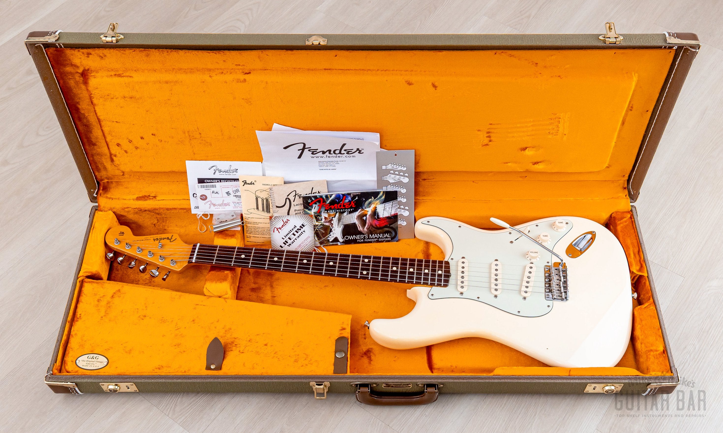 2012 Fender American Vintage '62 Stratocaster Olympic White 100% Origi
