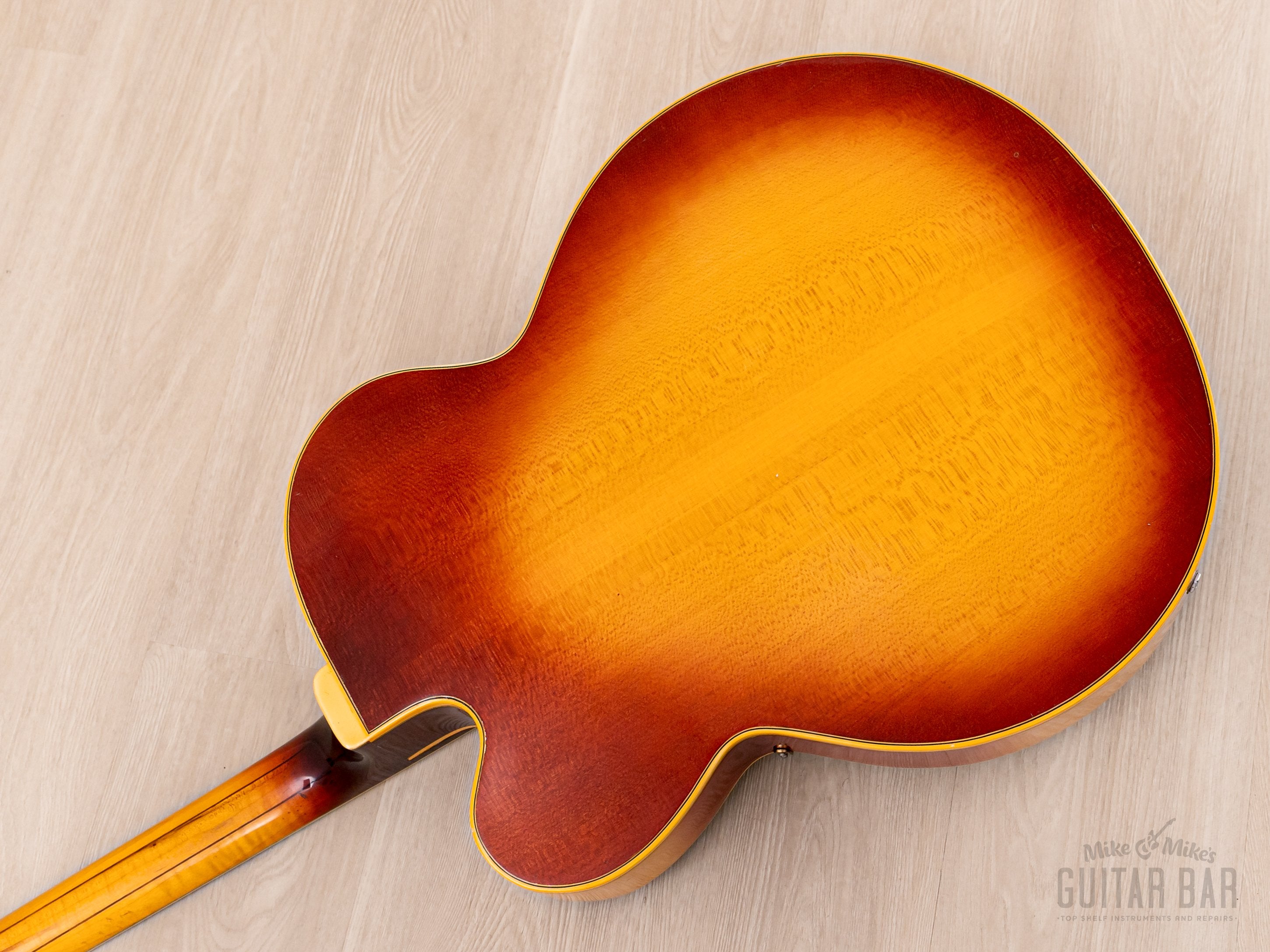 1970 Gibson Super 400 CES Vintage Archtop Electric Guitar Sunburst w/ T Tops, 1 11/16