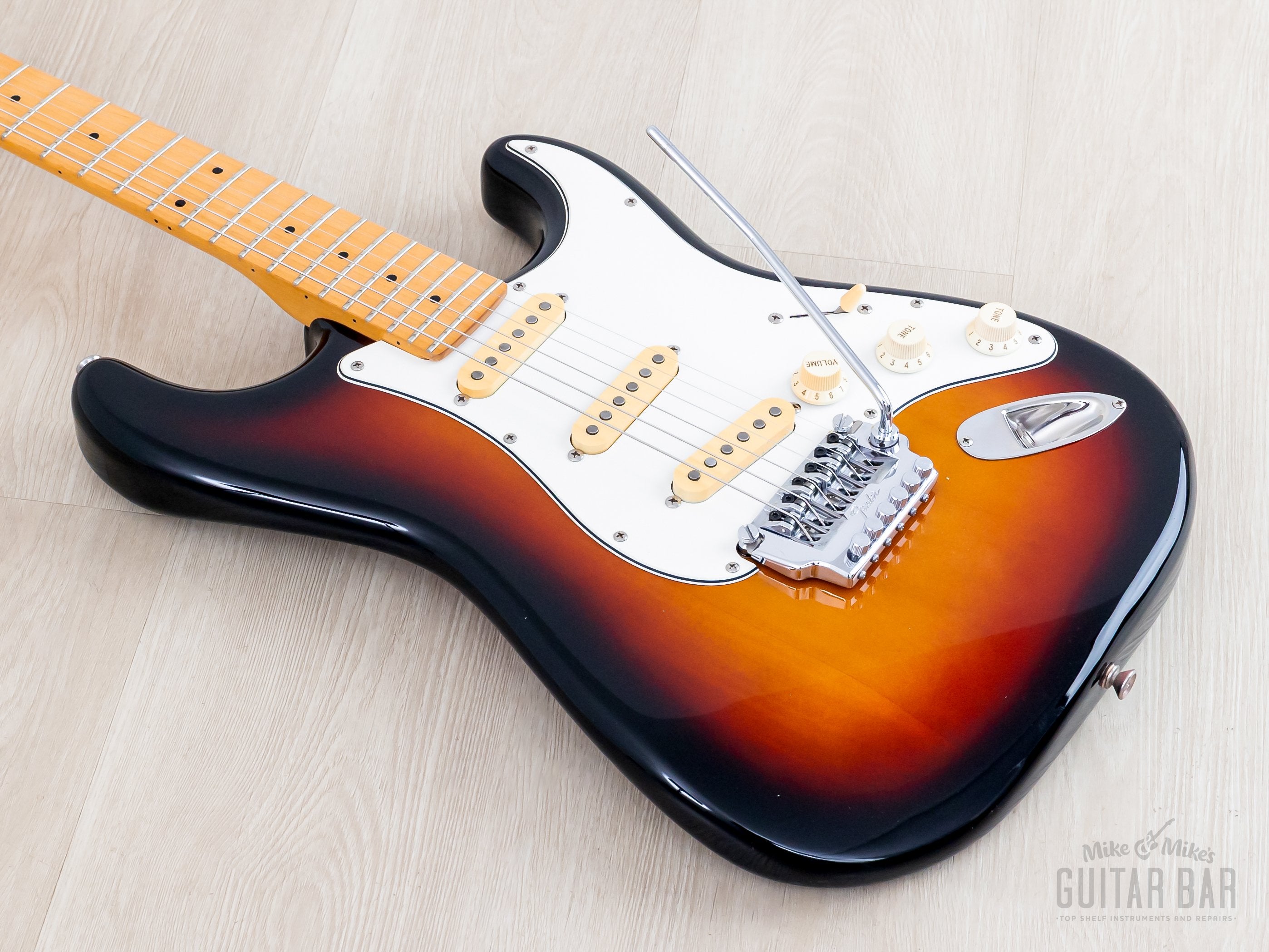 1985 Fender Boxer Series Stratocaster ST557 Sunburst w/ Blade Shooter,