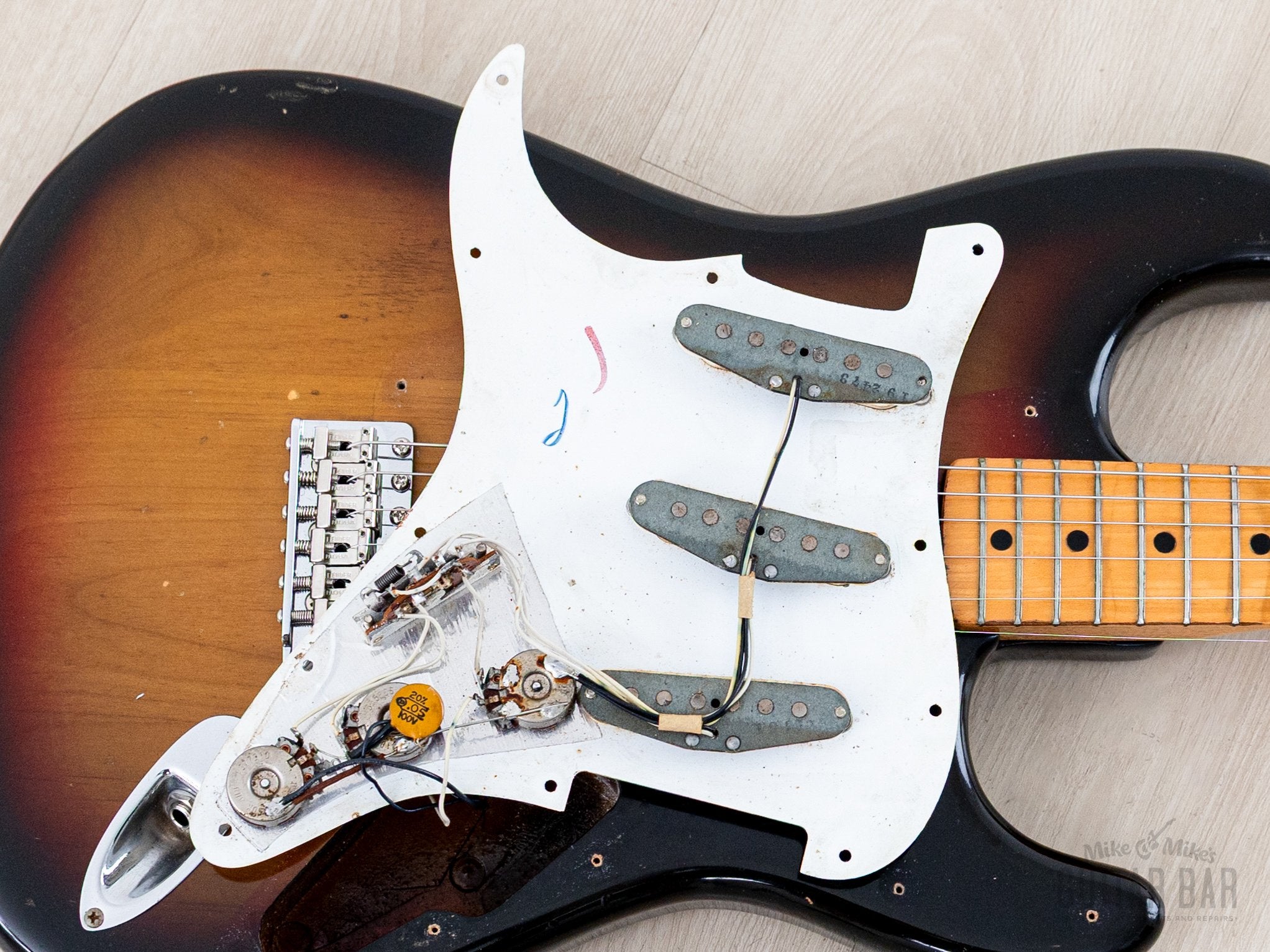 1974 Fender Stratocaster Vintage Guitar Sunburst w/ Case, Converted Fr