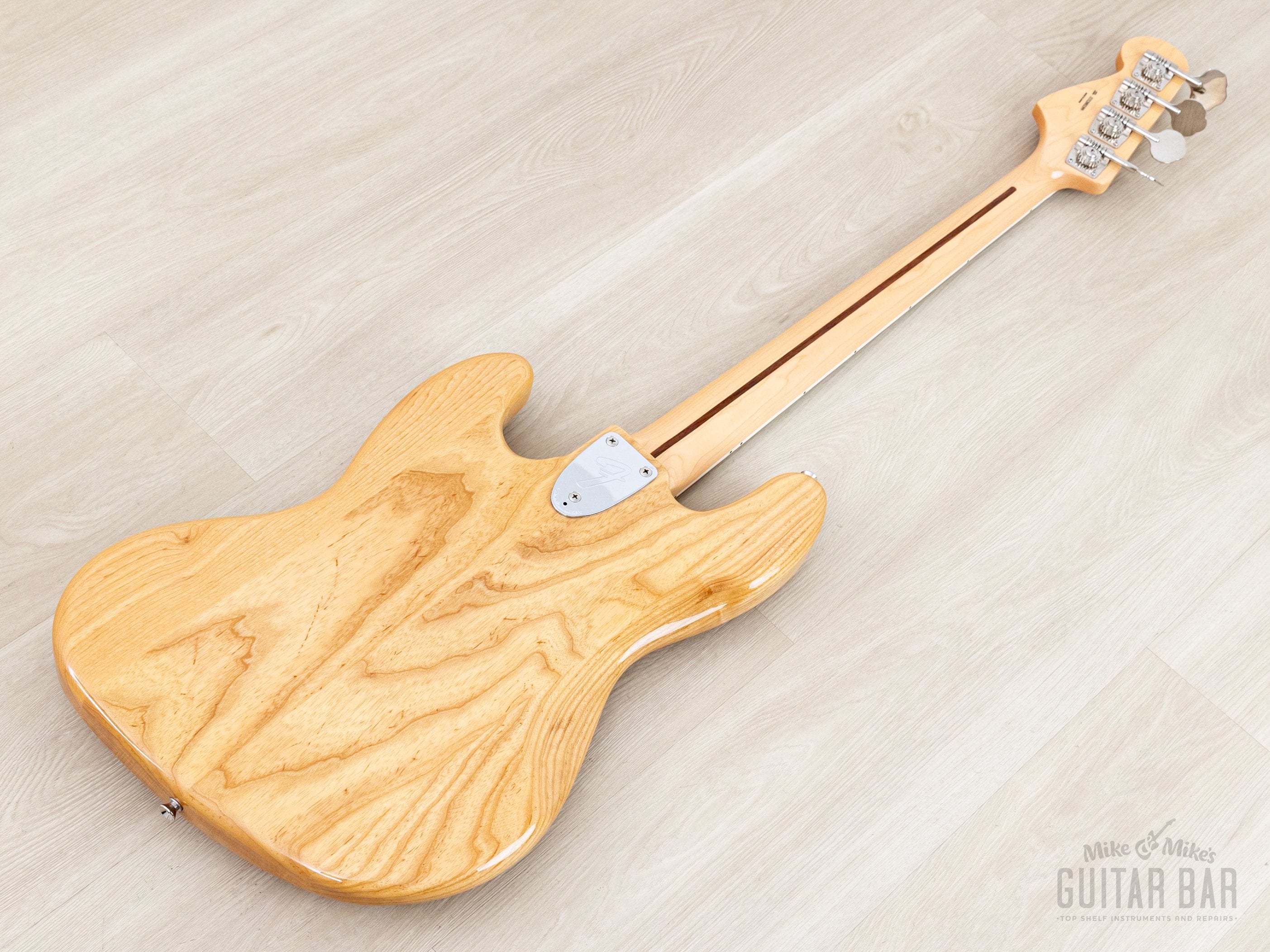 2022 Fender Traditional II '70s Jazz Bass Natural Ash Near-Mint w/ Han