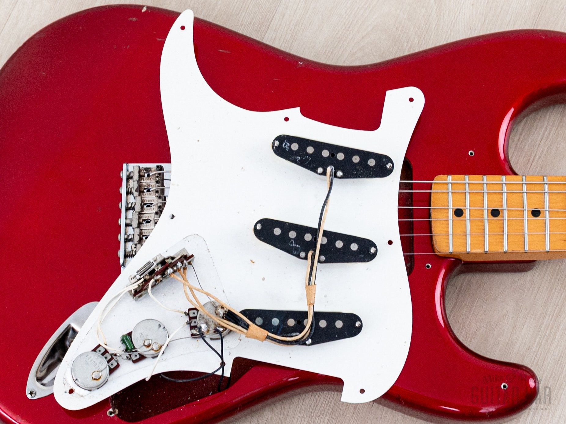 1983 Fender JV '57 Stratocaster ST57-65 Candy Apple Red 100% Original