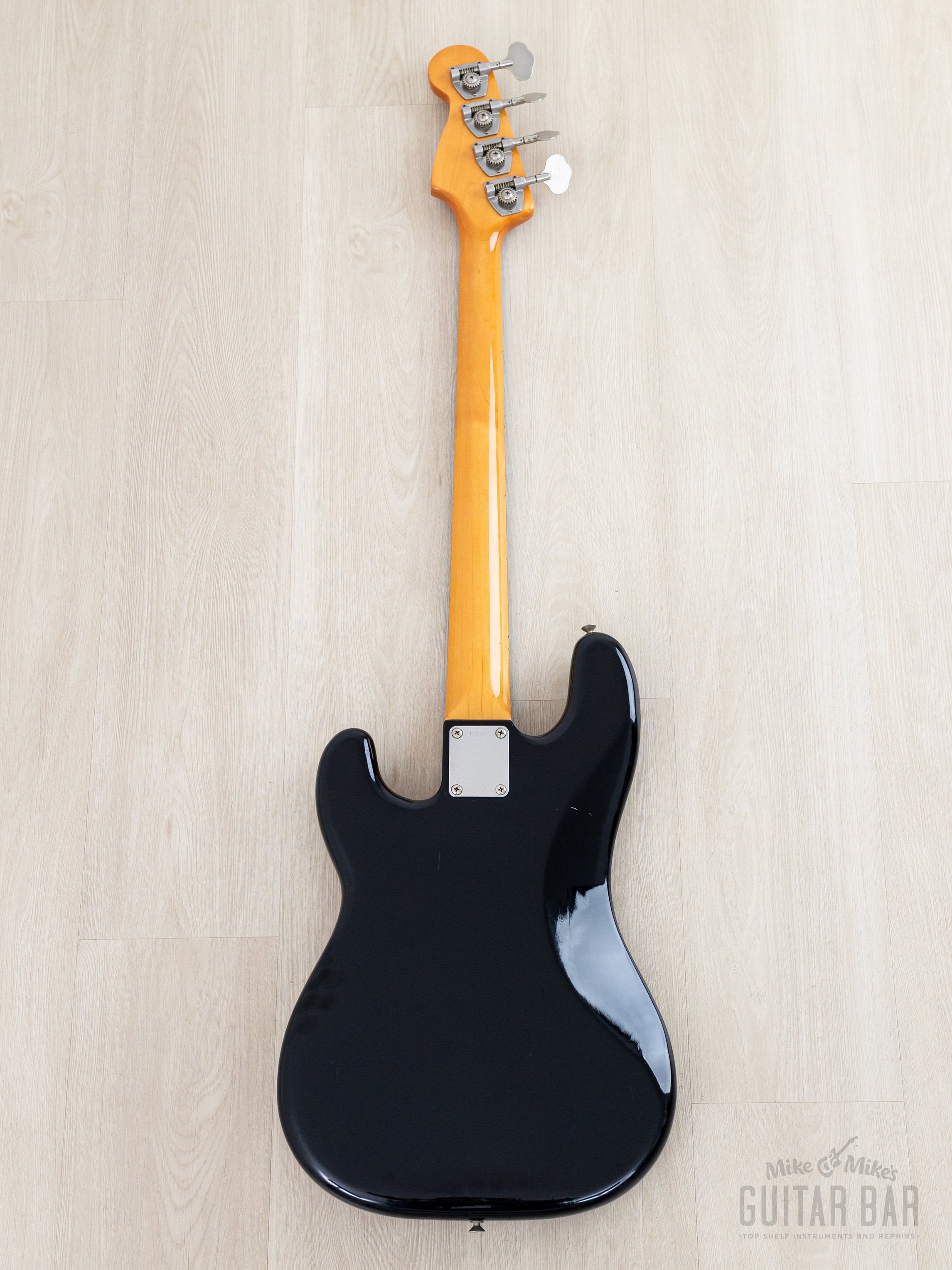 1981 Tokai Hard Puncher PB40 Vintage P Bass Black, Japan