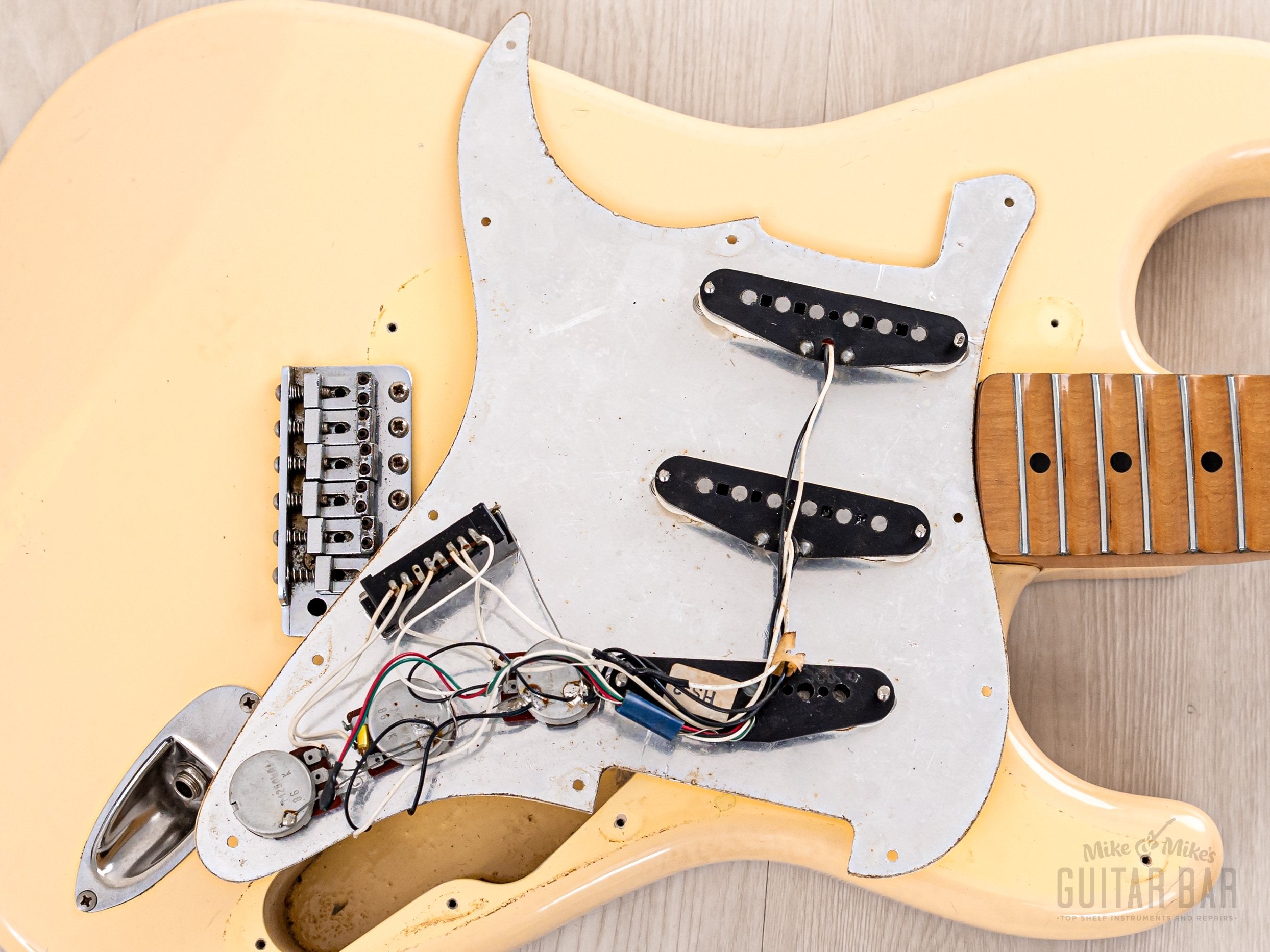 1988 Fender '72 Stratocaster ST72-75SC Scalloped Board Pre-Yngwie Malmsteen w/ DiMarzio, Japan MIJ Fujigen