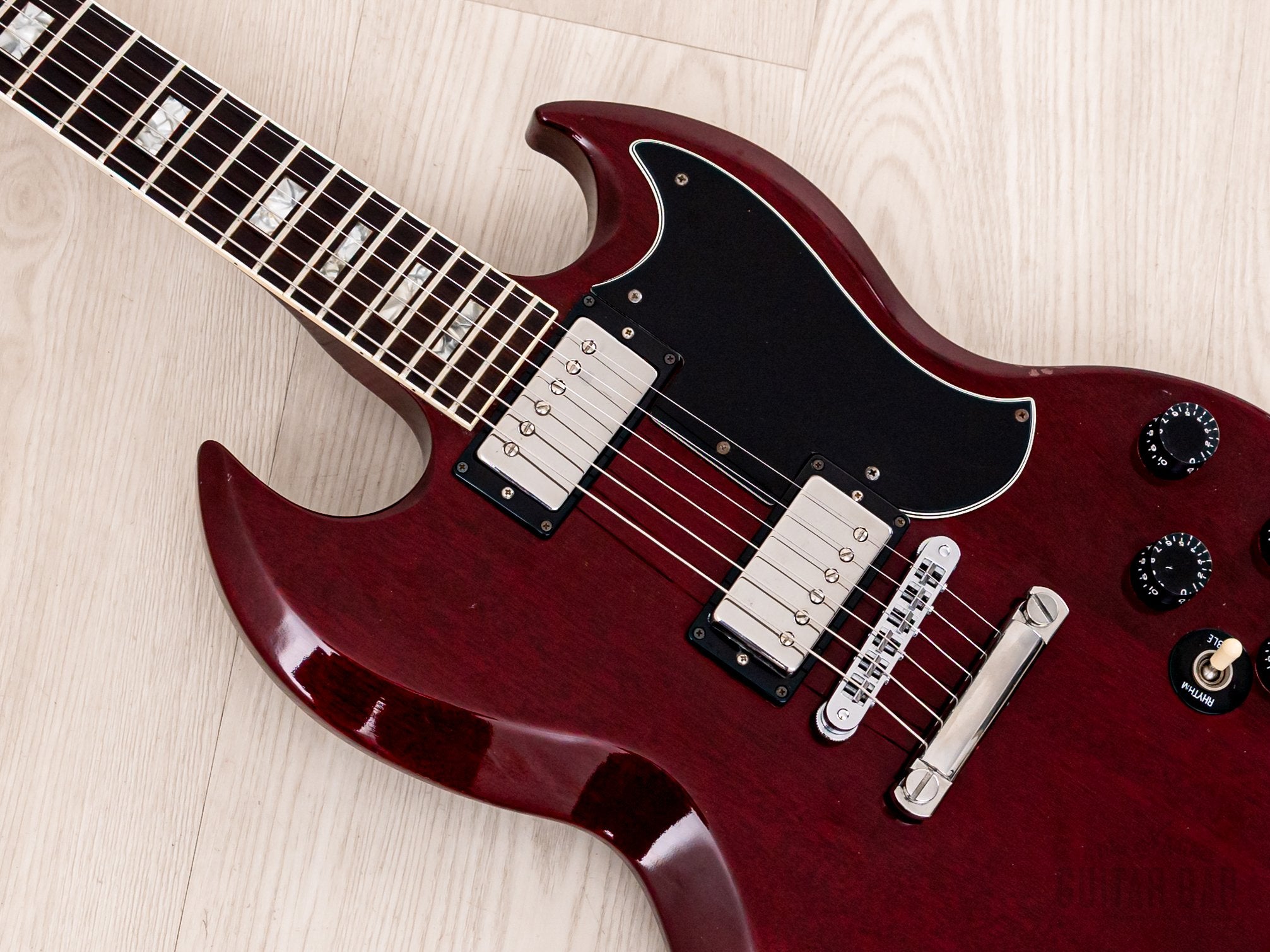 1983 Gibson SG Standard Vintage Guitar Cherry 100% Original w/ Tarbacks, Hangtags, Case
