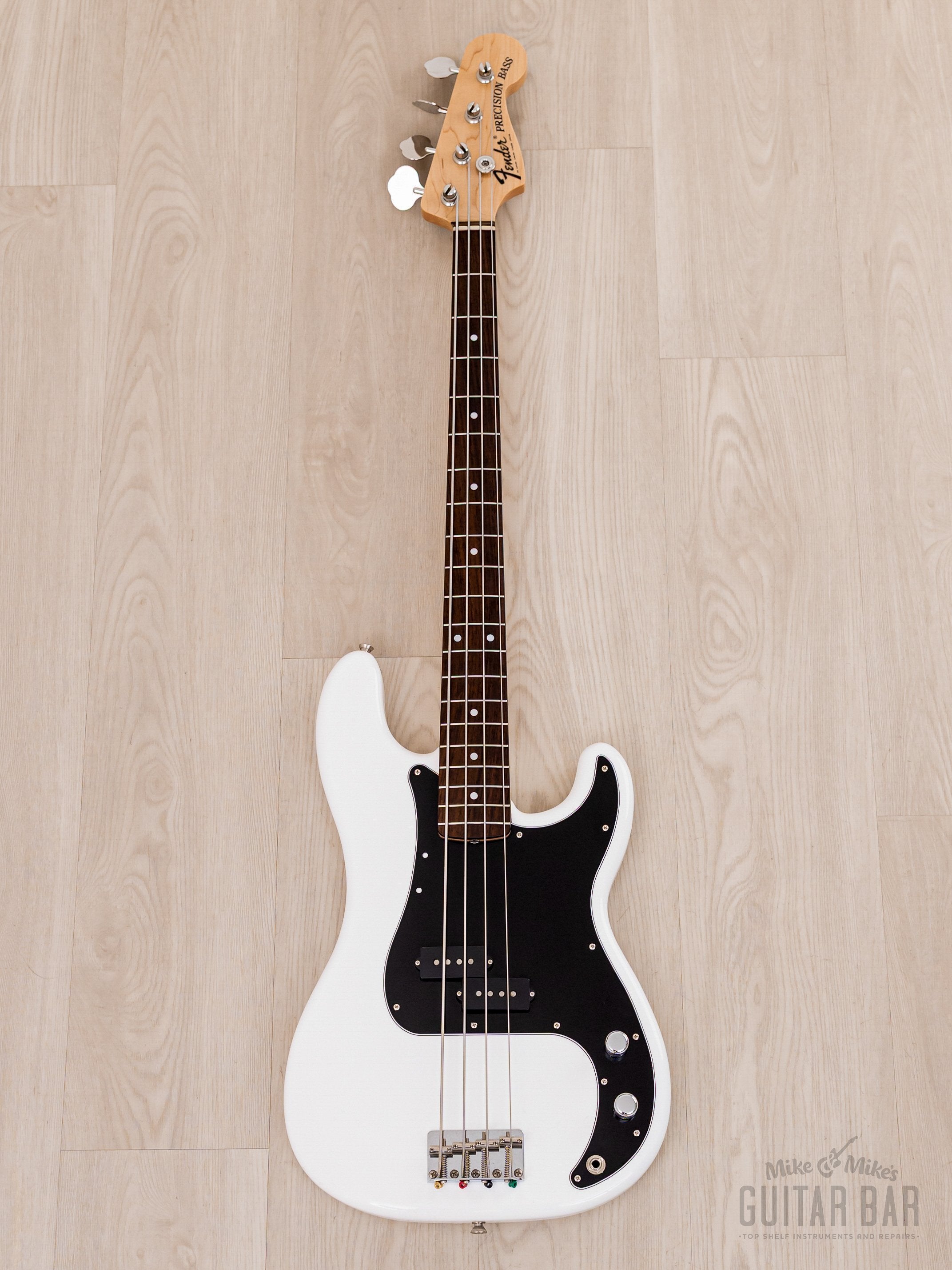 2023 Fender Traditional II 70s Precision Bass Arctic White