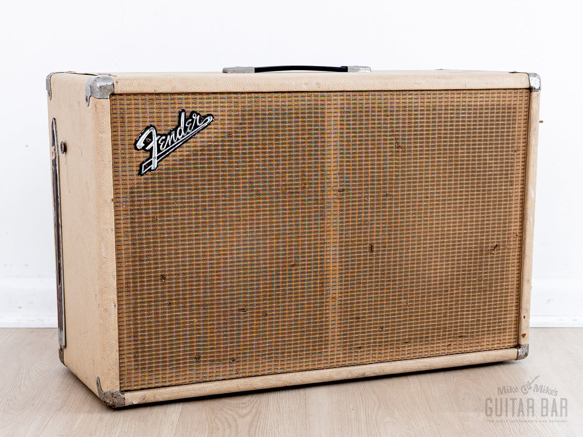 Fender Tremolux 2x10 cabinet front, angled