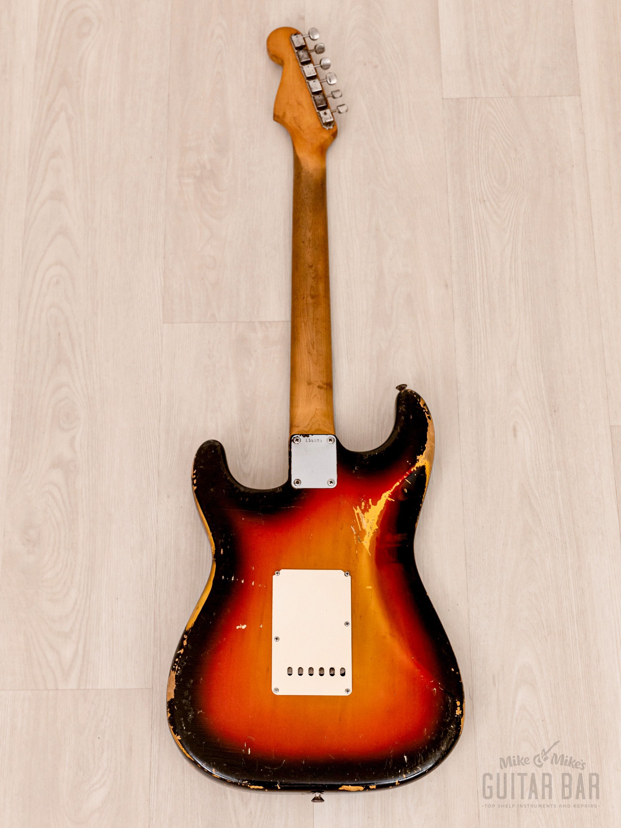 1965 Fender Stratocaster Vintage Electric Guitar Sunburst w/ Case