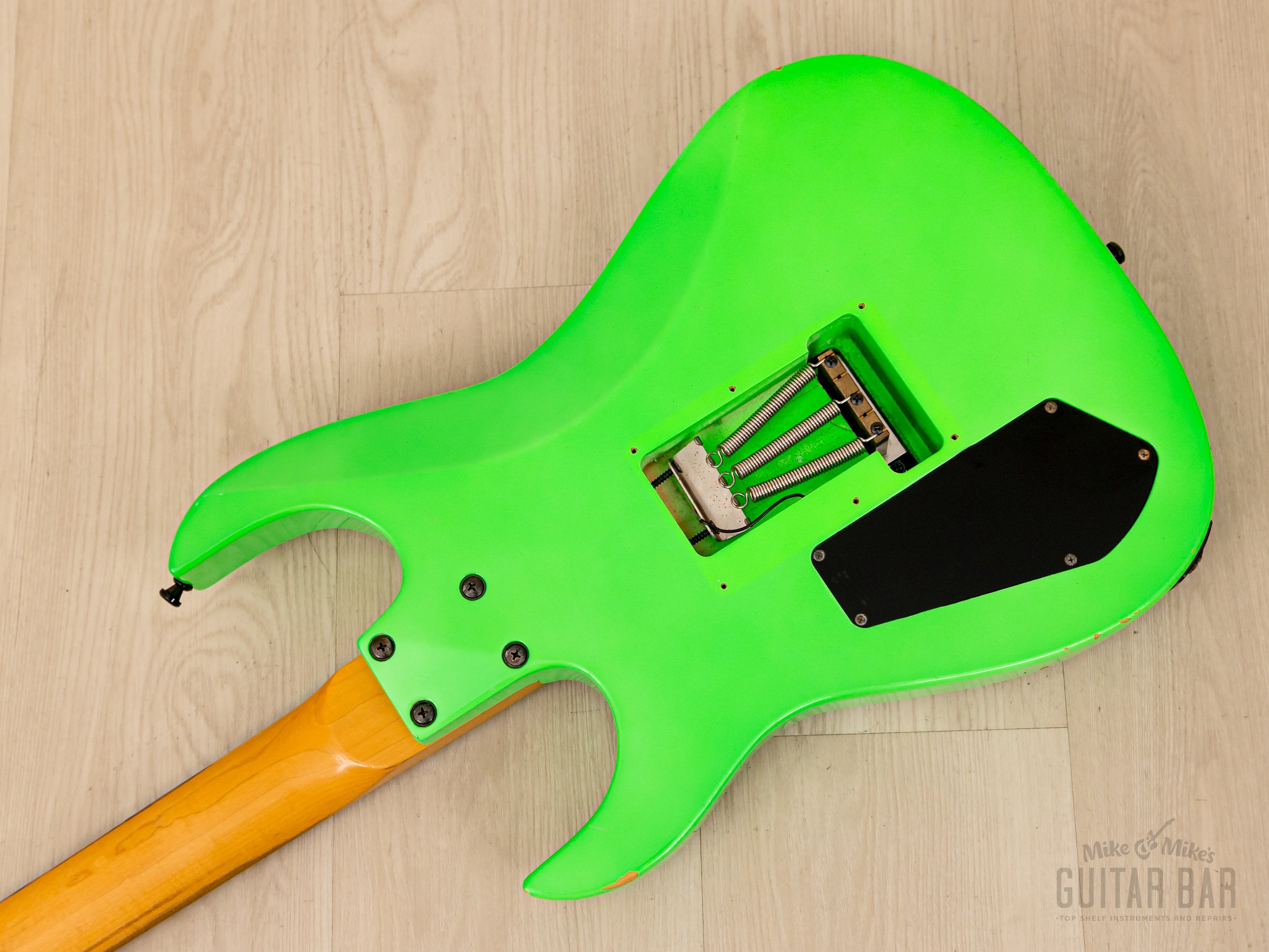 1990 B.C. Rich NJ Series Gunslinger GS-MR851 Slime, Neon Green, C.C. DeVille