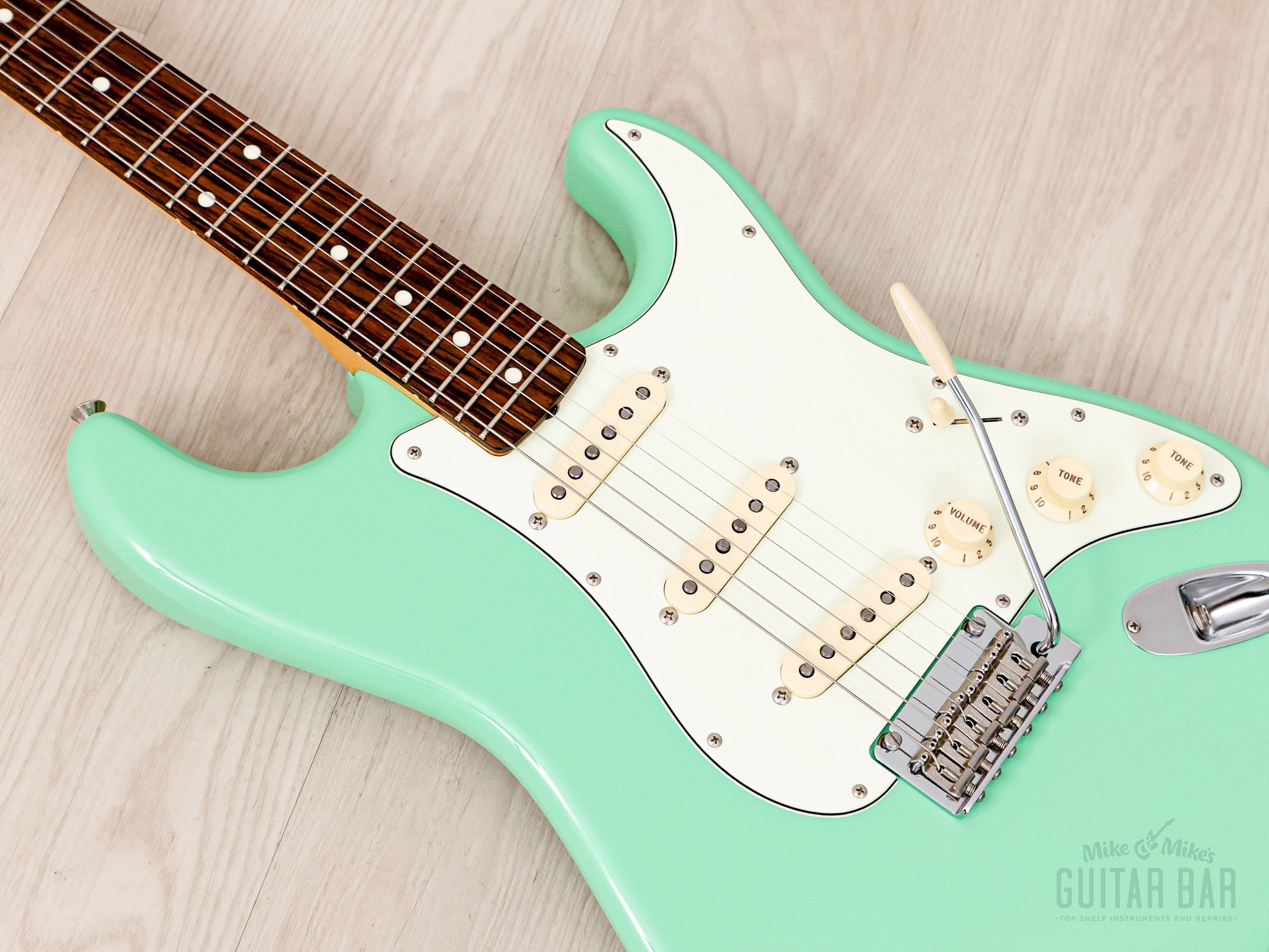 2020 Fender Hybrid '60s Stratocaster FSR Surf Green w/ USA Pickups, Japan MIJ