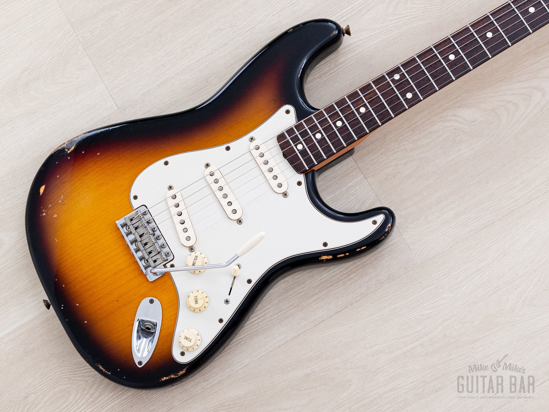 1998 Fender American Vintage '62 Stratocaster Sunburst w