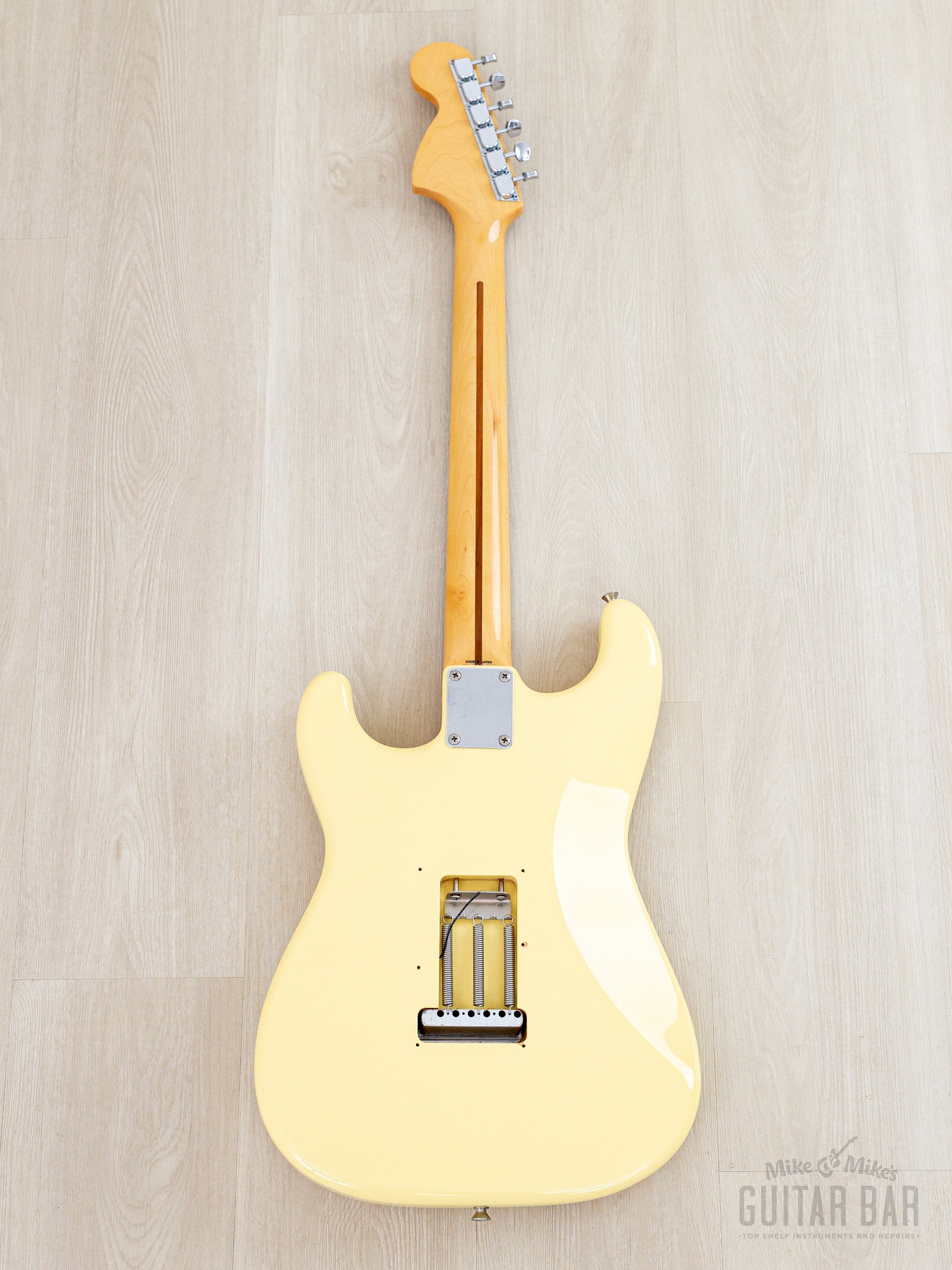 1994 Fender Custom Edition Yngwie Malmsteen Stratocaster ST72-140YM Ye