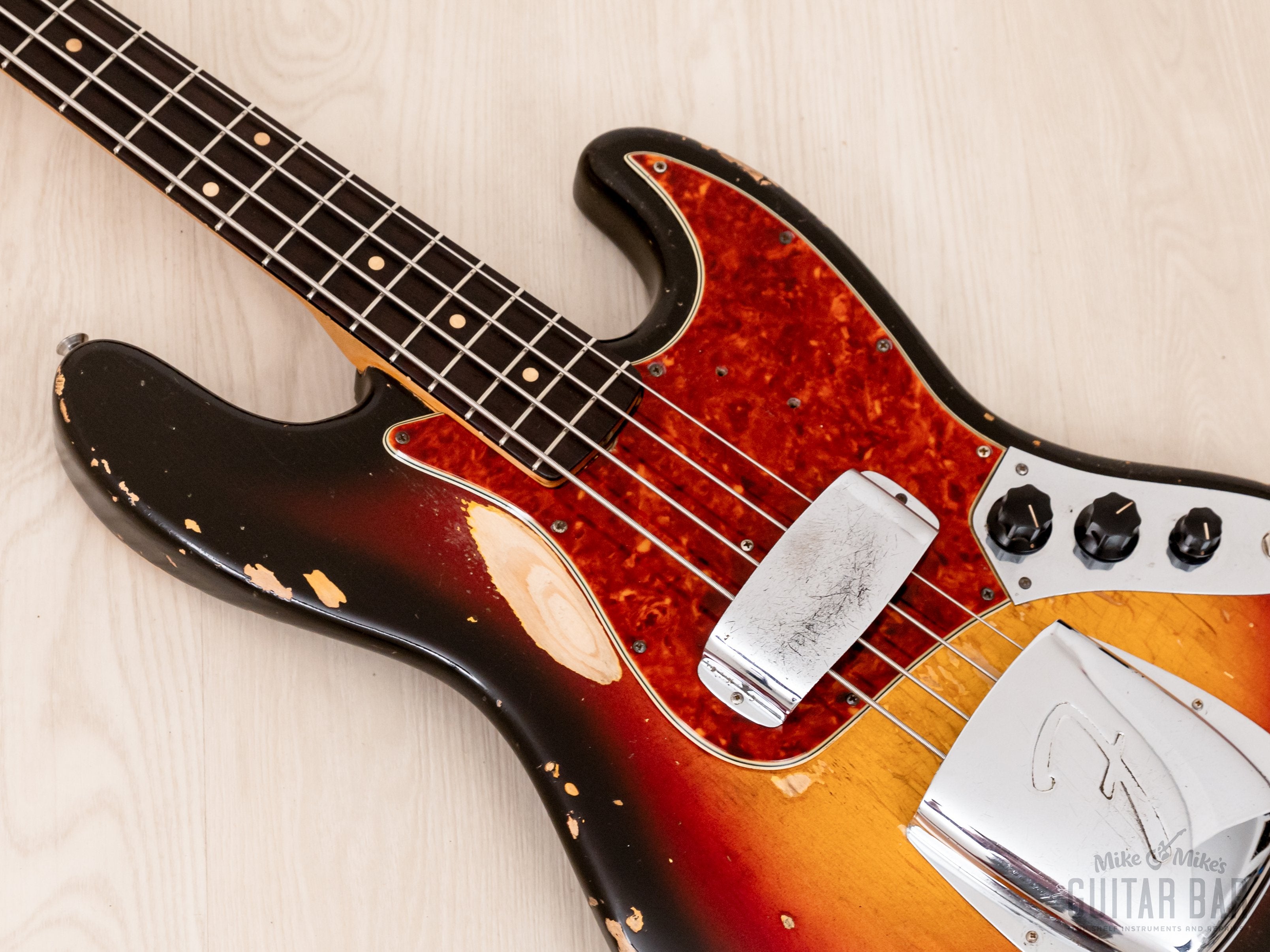 1963 Fender Jazz Bass Pre-CBS Vintage Bass Sunburst w/ Case