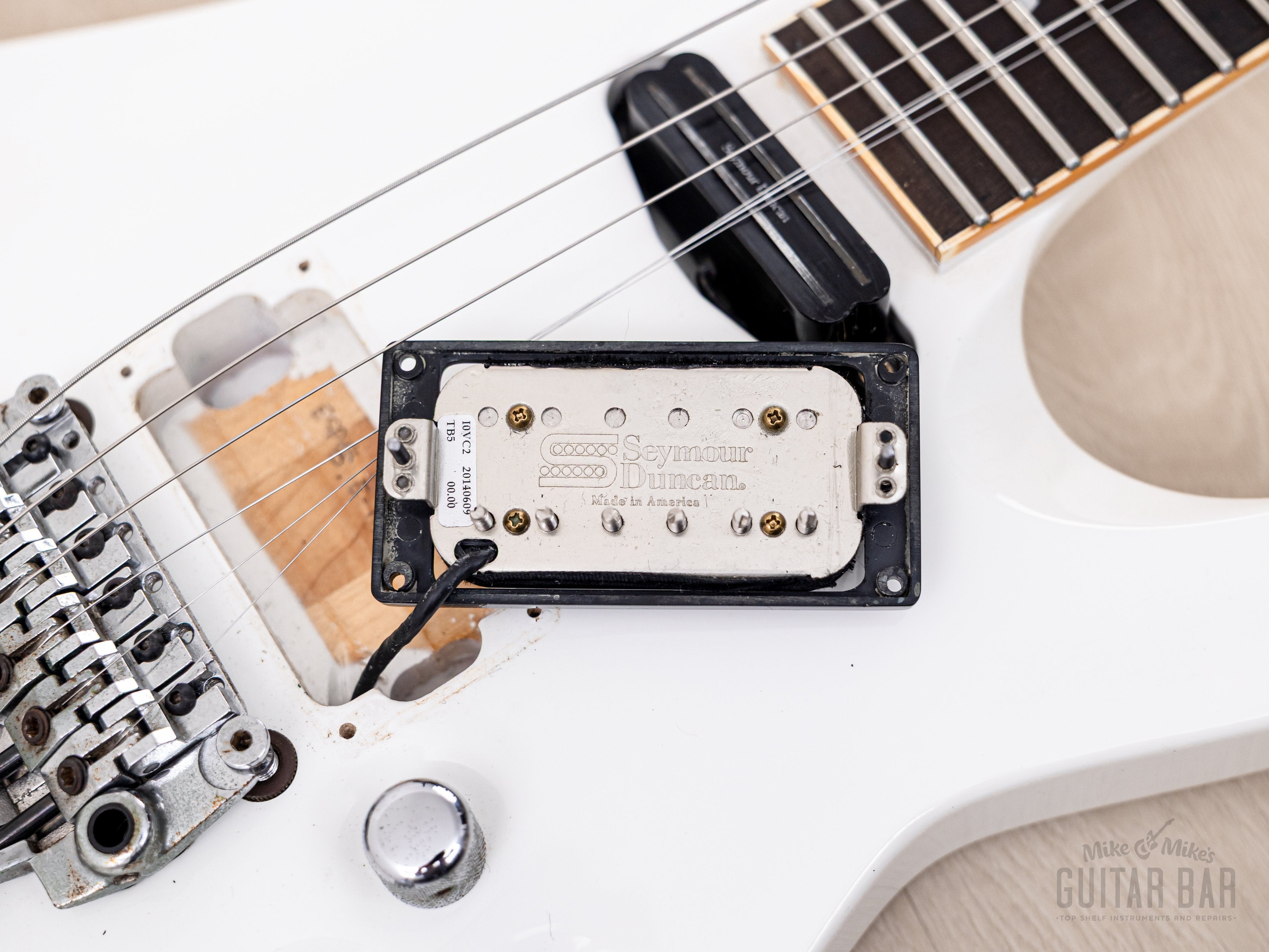 1989 ESP Custom Shop Horizon Custom Vintage Neck Through Guitar White, Near-Mint w/ Floyd Rose, Seymour Duncan
