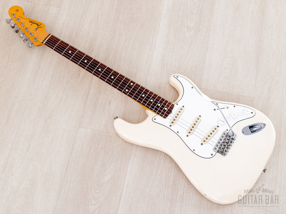 Neck and body angled view