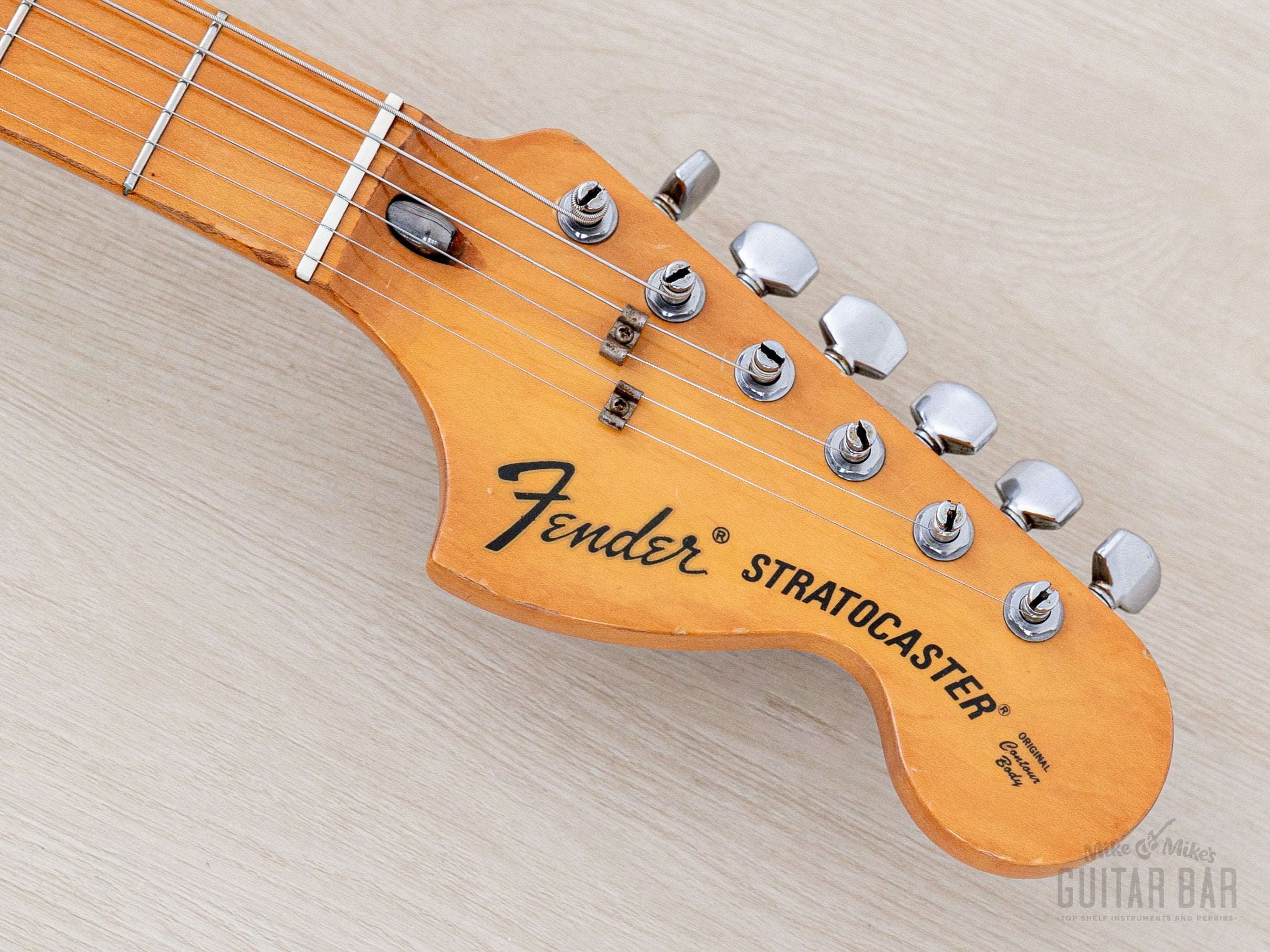 1983 Fender JV Stratocaster '72 Vintage Reissue ST72-55 Olympic White,