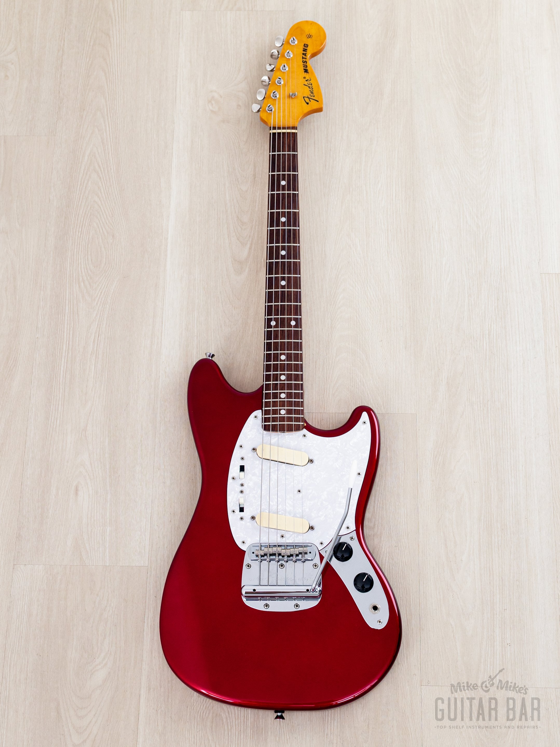 2011 Fender Mustang '69 Vintage Reissue MG69 Candy Apple Red, Near-Min