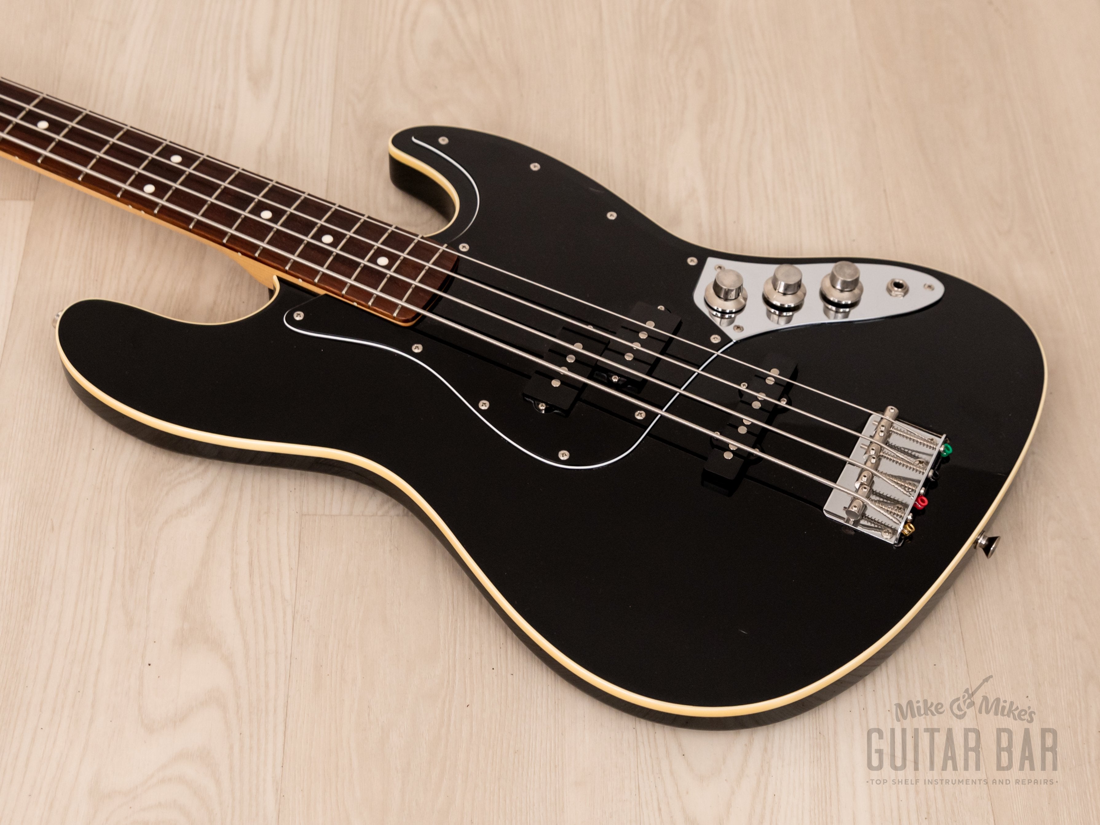 2008 Fender Aerodyne Jazz Bass PJ Bass Guitar Black, Japan CIJ 