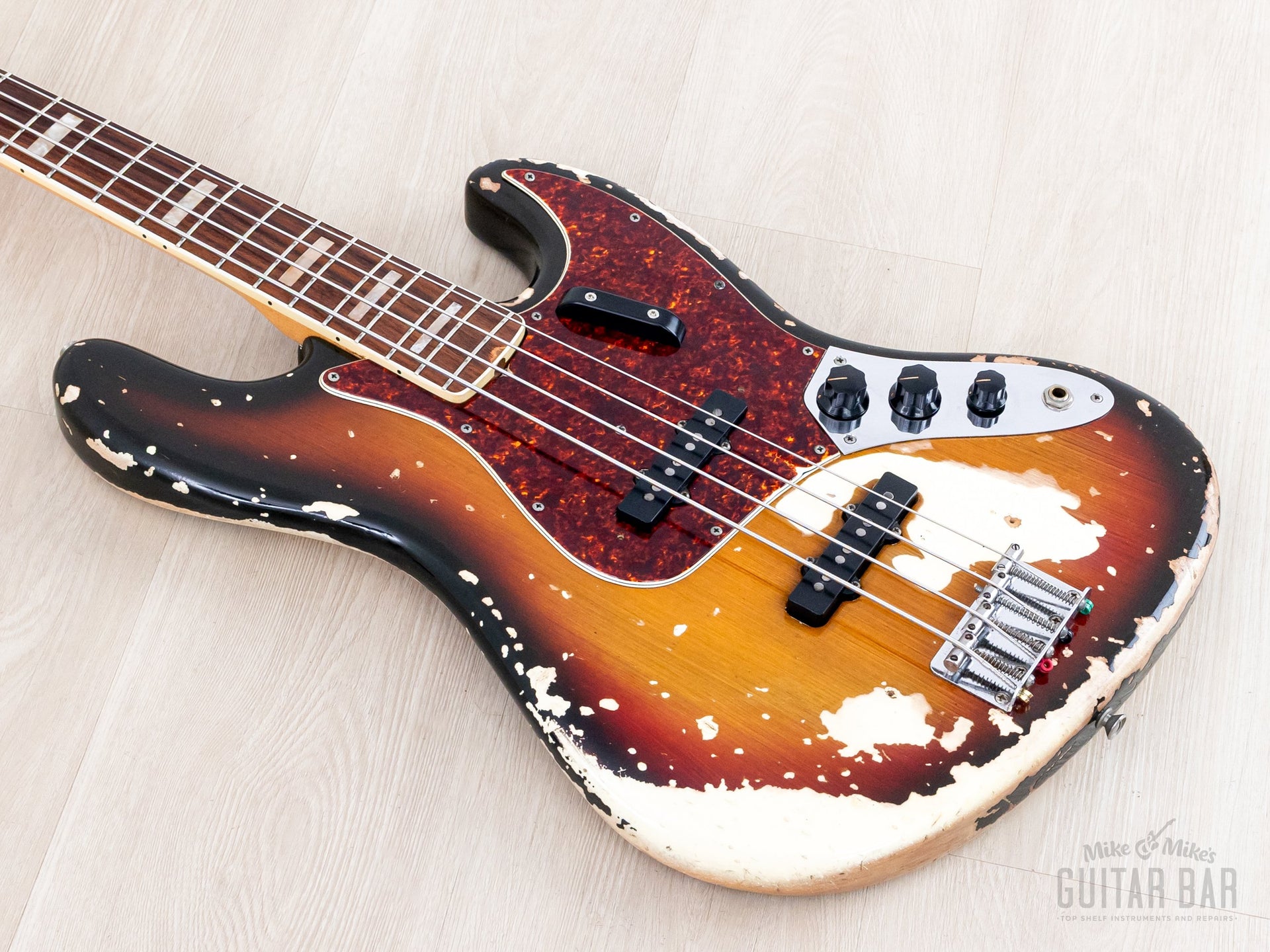 tobacco sunburst fender jazz bass 1978 - Vintage, Sunburst, Excellent, original case The Jazz Bass was born from a Fender Salesmans suggestion for a top Fender Jazz Bass w/1966 Neck