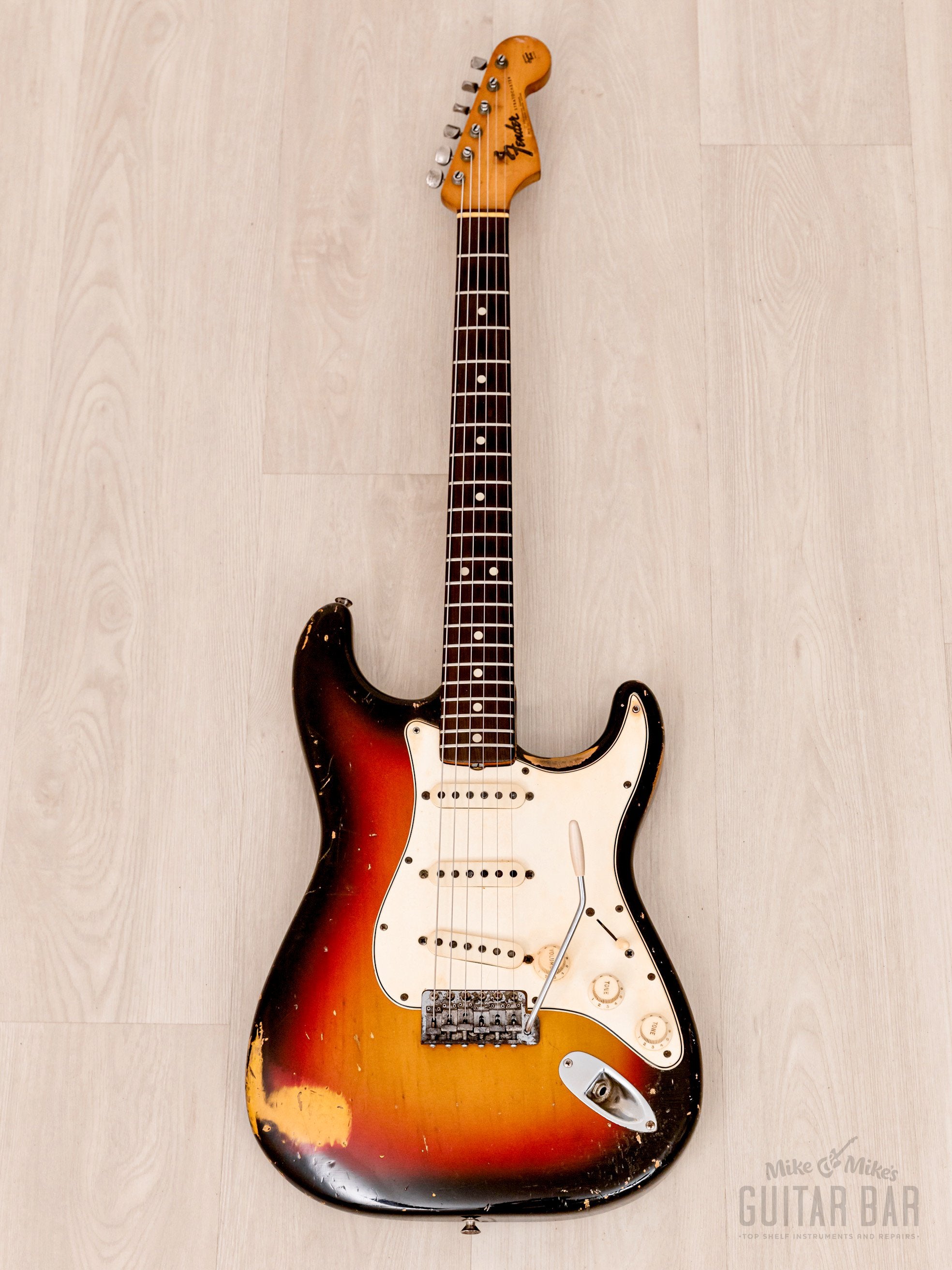 1965 Fender Stratocaster Vintage Electric Guitar Sunburst w/ Case