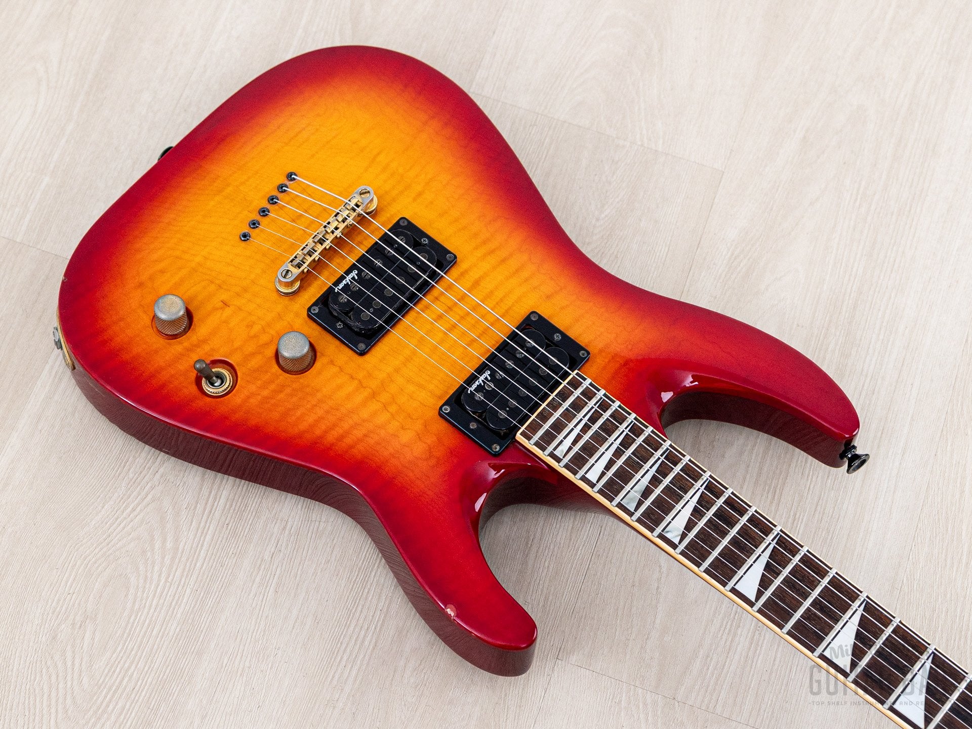 ジャンク　エレキギター　Cort？　Charvel？ Charvel DK-085-HH Yellow Crackle Used | The Music Zoo