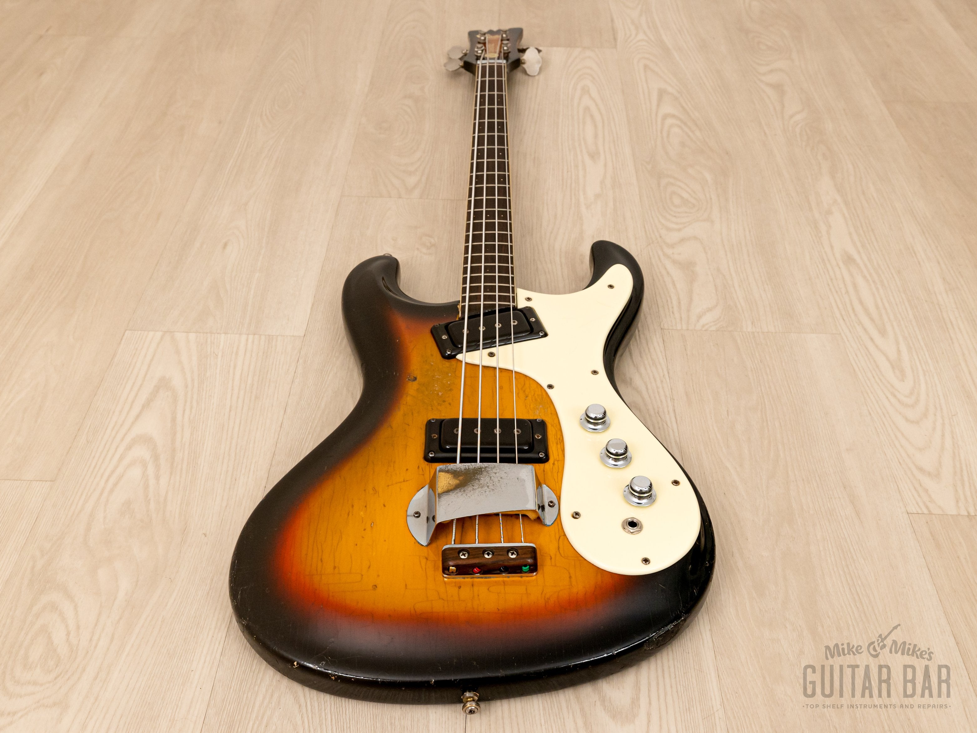 1965 Mosrite Ventures Model Vintage Short Scale Bass Two Pickup Sunburst w/ Case