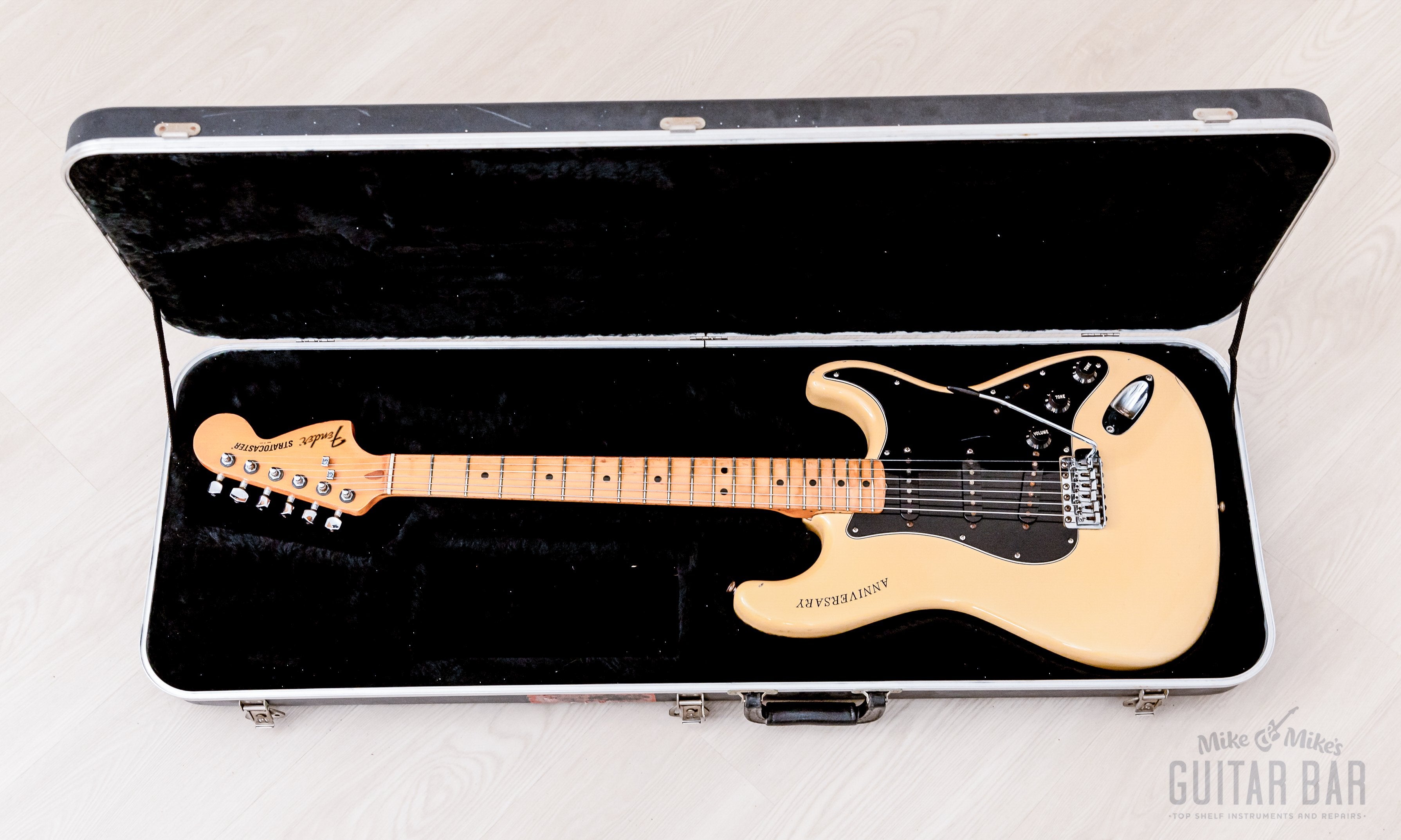 1980 Fender Stratocaster 25th Anniversary Model Vintage Guitar Pearl W