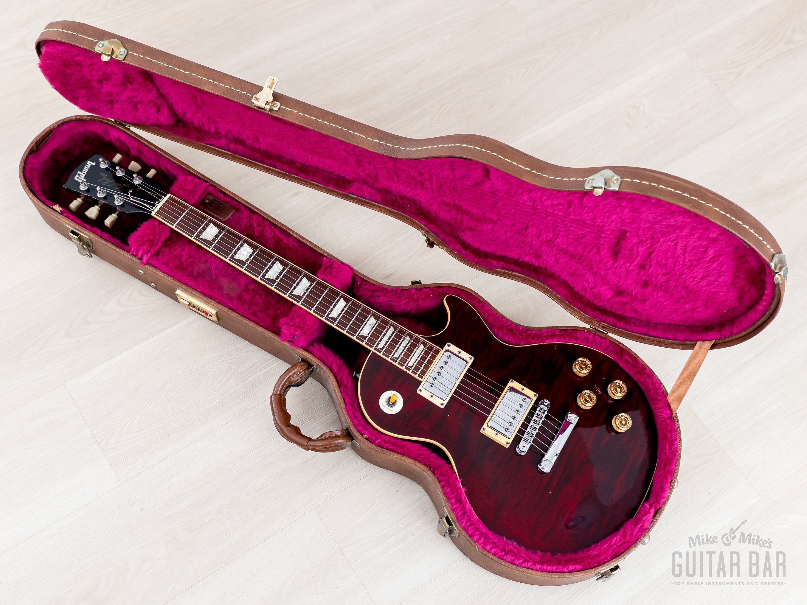 Gibson Les Paul standard ワインレッド 1996 Gibson Les Paul Standard Flame Top Wine Red One-Piece Body, 100%