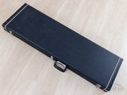 Fender JV Jazz Bass case, closed