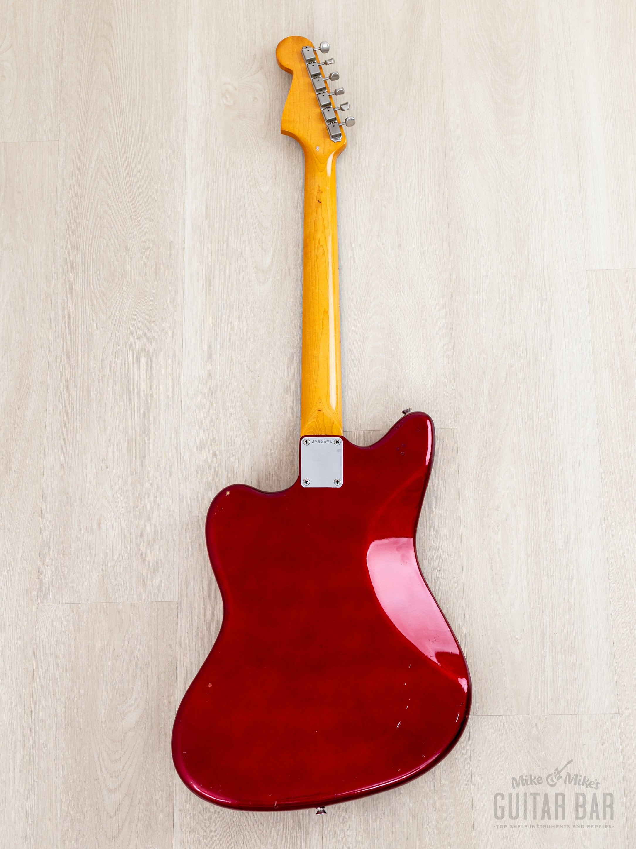 1983 Fender JV Jazzmaster '62 Vintage Reissue JM66-70 Candy Apple Red,