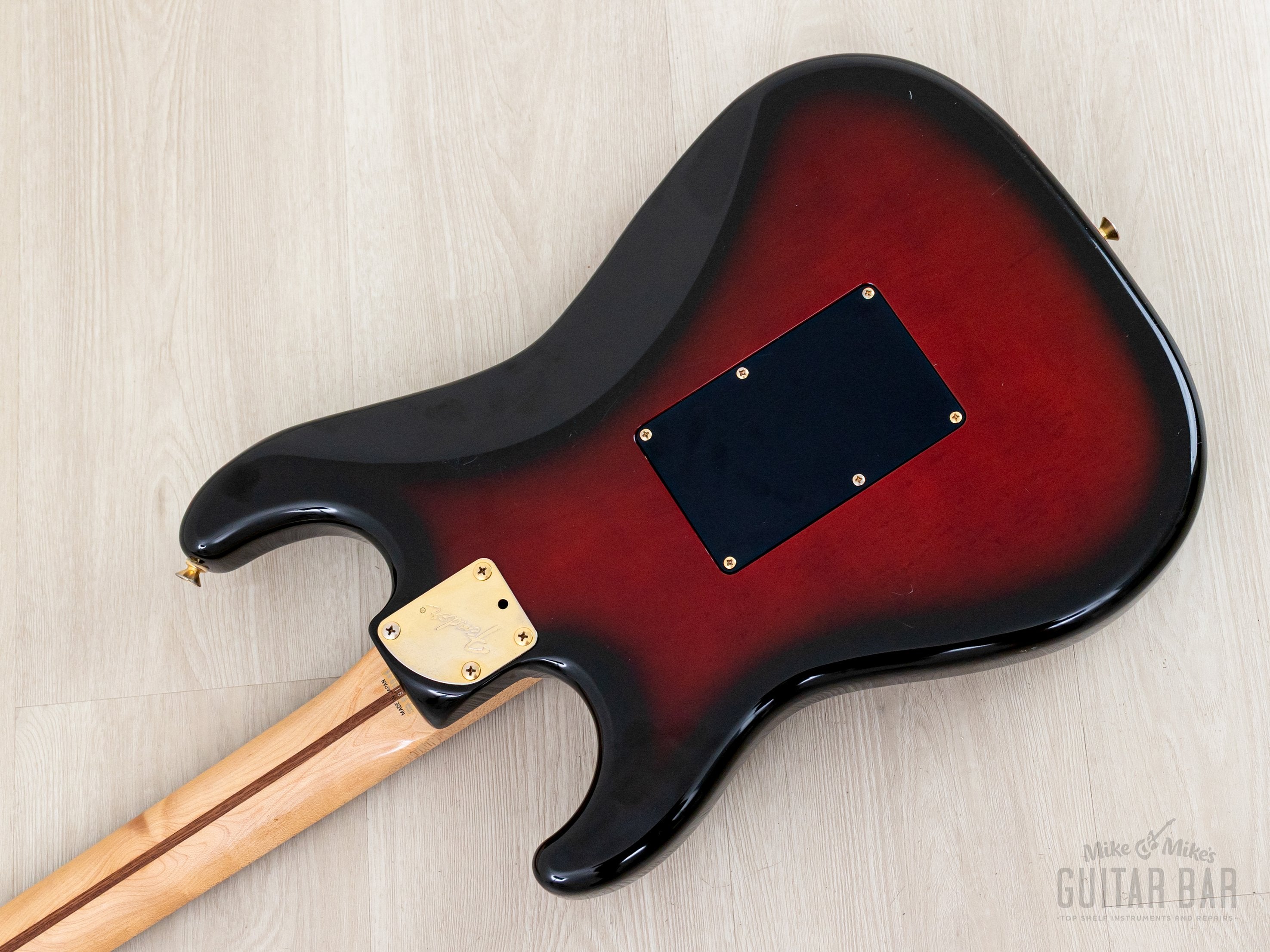 1988 Fender Pro Feel Stratocaster STR75 SSH Raspberry Sunburst w/ Floy