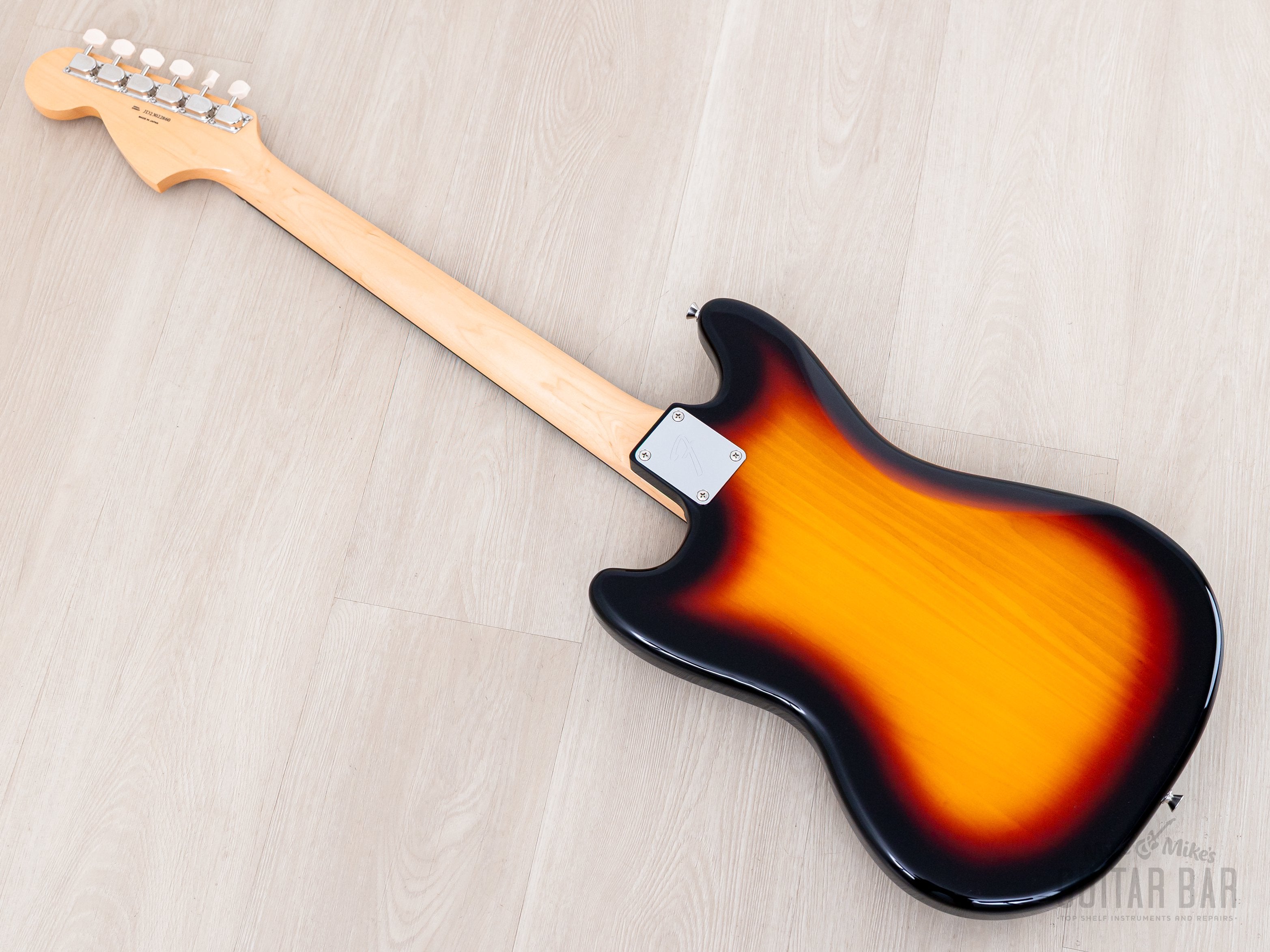 2023 Fender Traditional II '70s Mustang FSR Collection Sunburst, Japan
