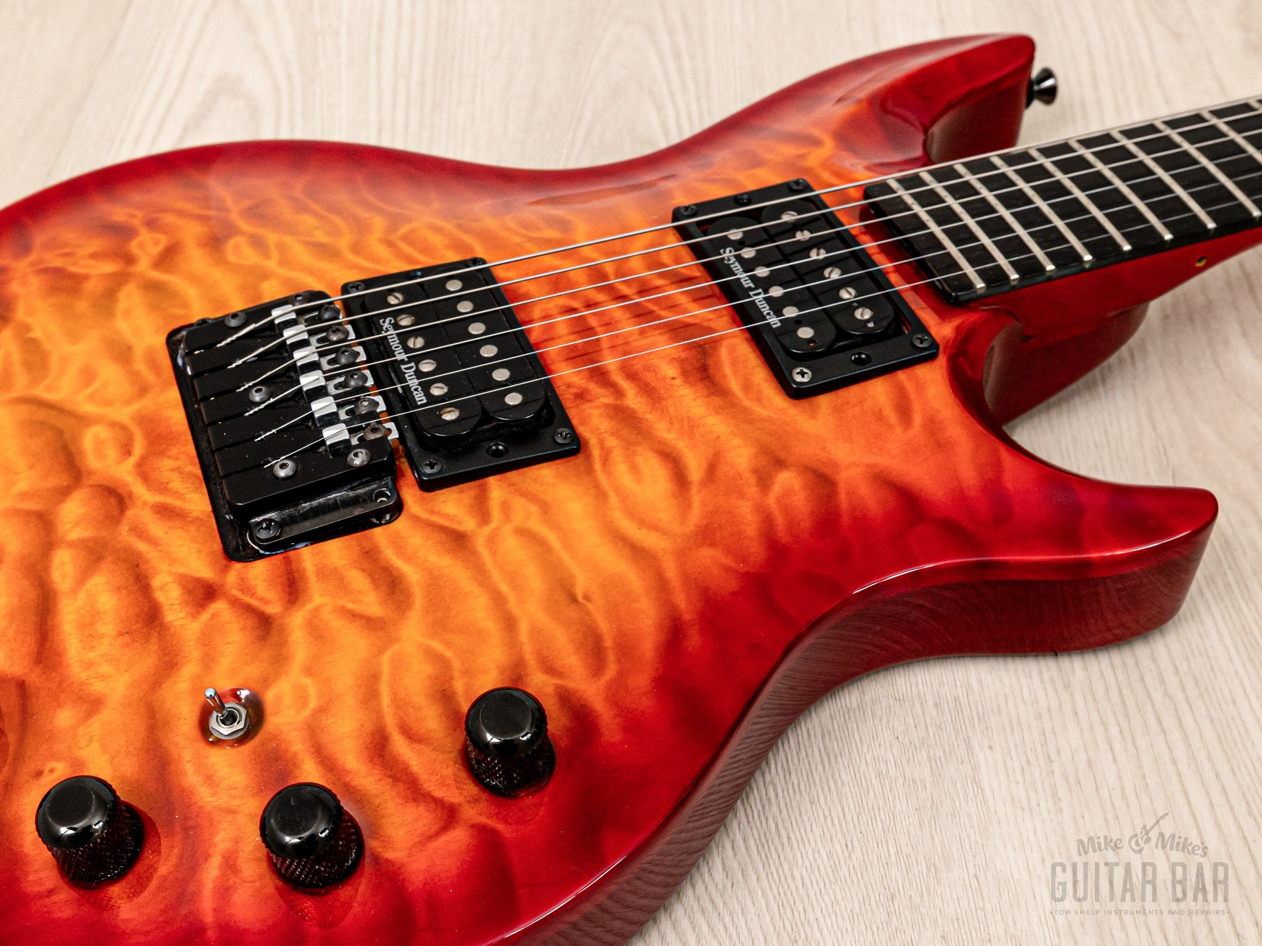 2000 Dave Bunker MVP Quilt Top Cherry Sunburst, 100% Original w/ Case