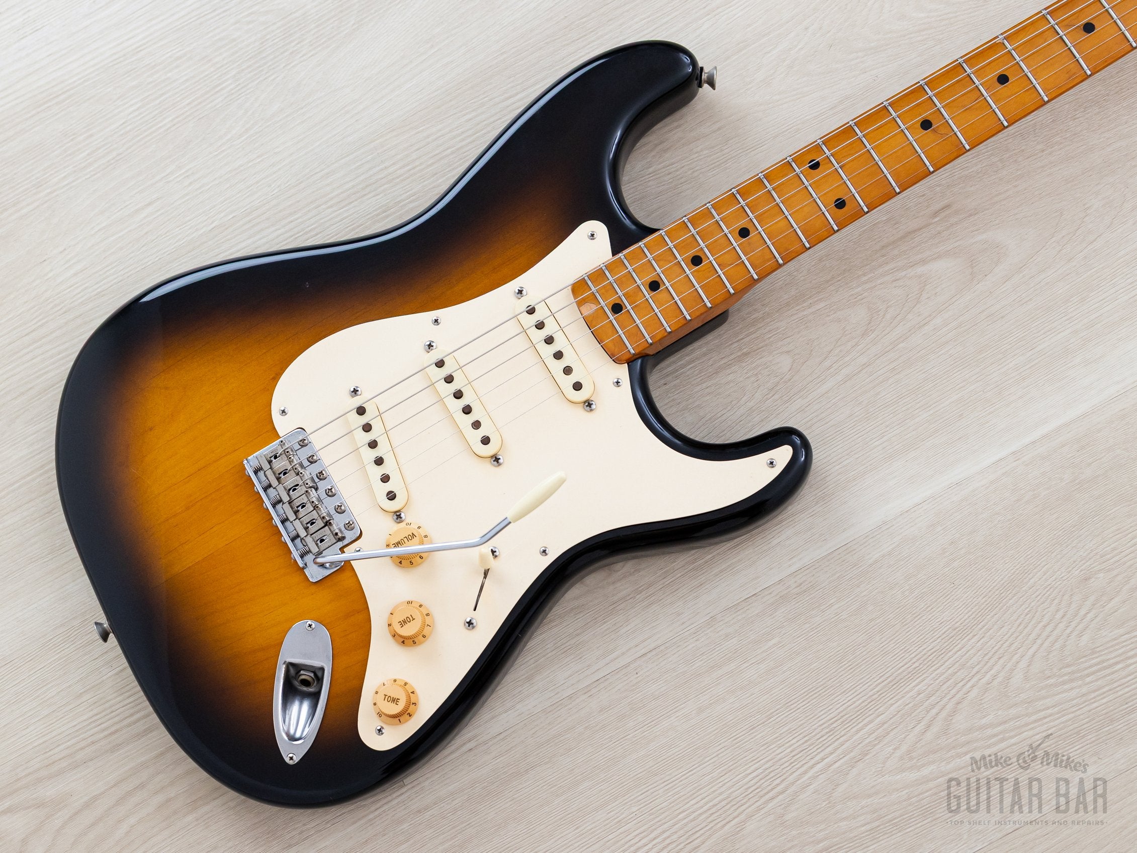 fender stratocaster ST57 CAR 1987年製 1987 Fender '57 Stratocaster ST57-115 Sunburst Lacquer w/ USA Pickups