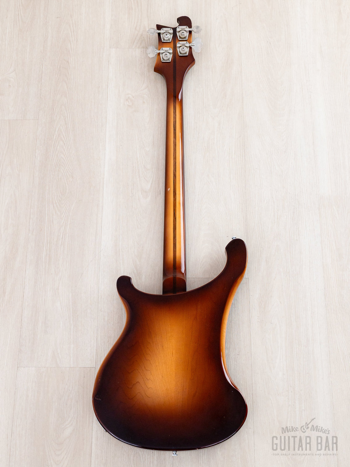 1981 Rickenbacker 4001 bass full back