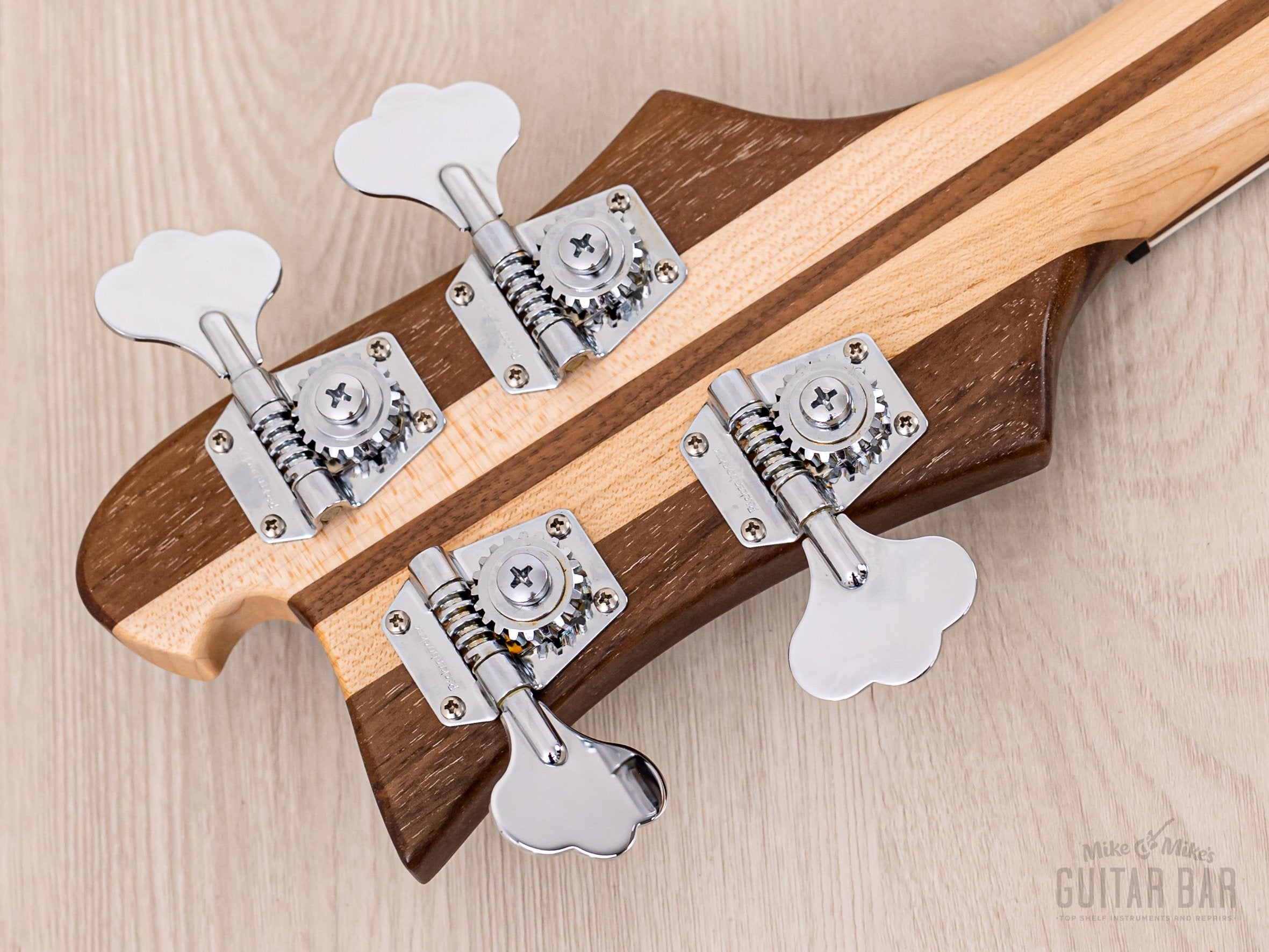 2022 Rickenbacker 4003 CB Satin Mapleglo Checkerboard Binding, Near-Mint w/ Case, Tags