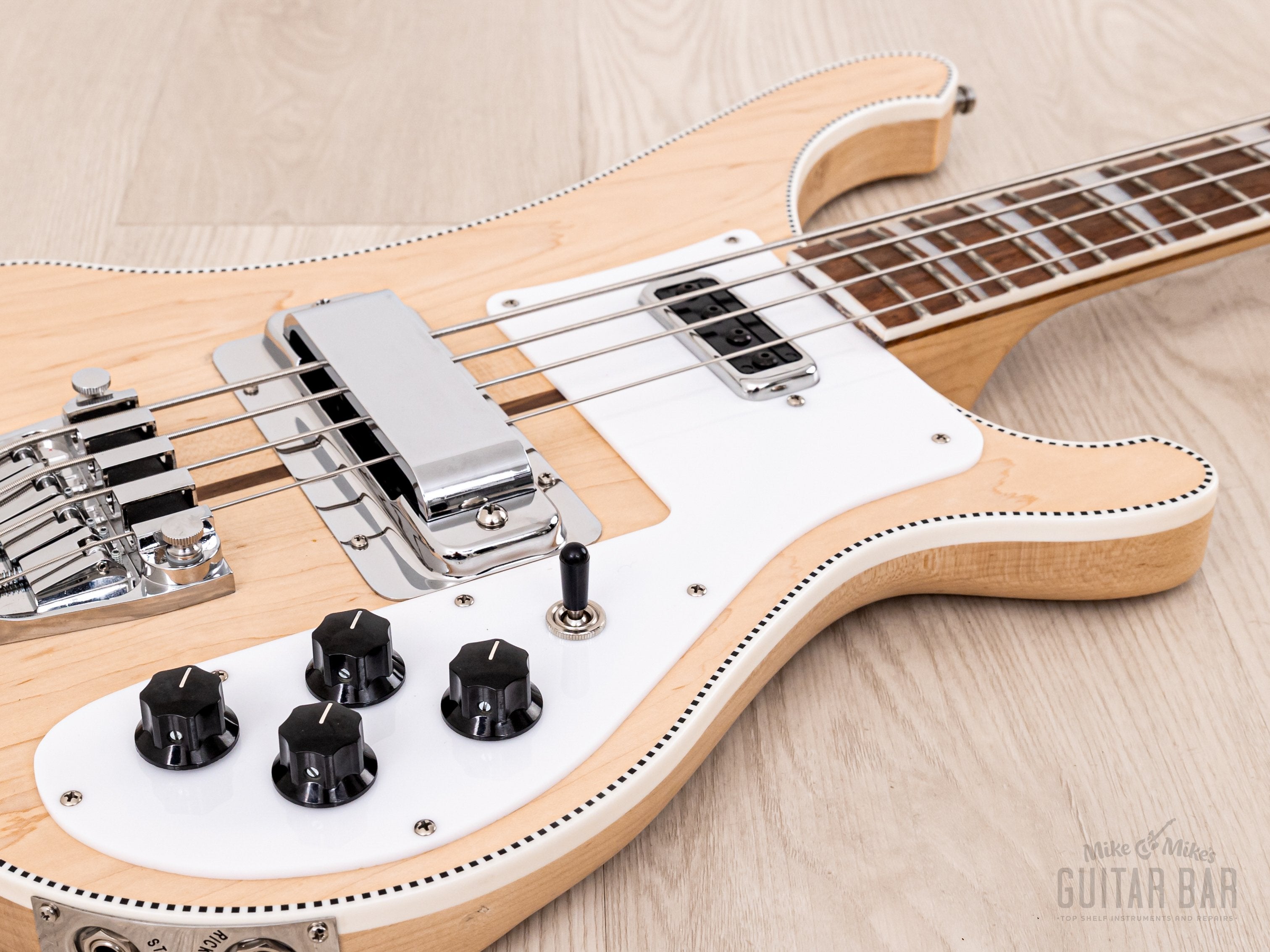 2022 Rickenbacker 4003 CB Satin Mapleglo Checkerboard Binding, Near-Mint w/ Case, Tags
