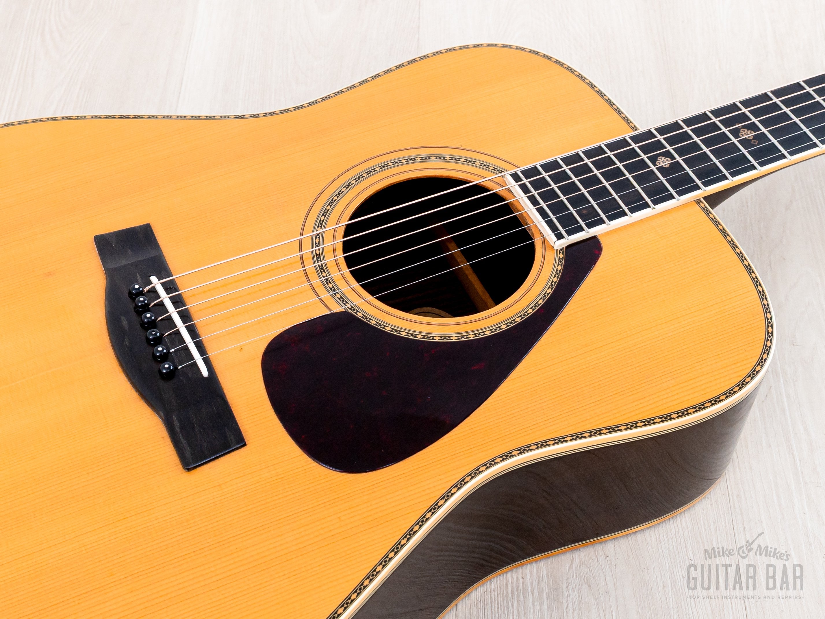 1977 Yamaha L-10 Vintage Dreadnought Acoustic Guitar, Spruce & Rosewoo