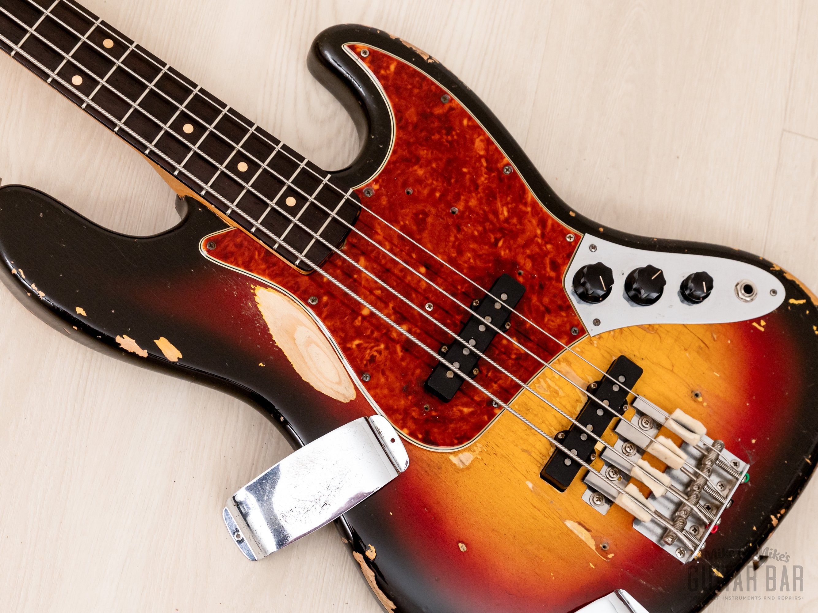 1963 Fender Jazz Bass Pre-CBS Vintage Bass Sunburst w/ Case