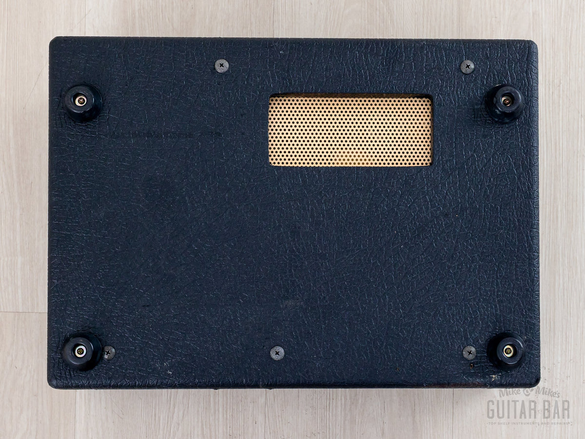 Roland RE-201 Space Echo side detail