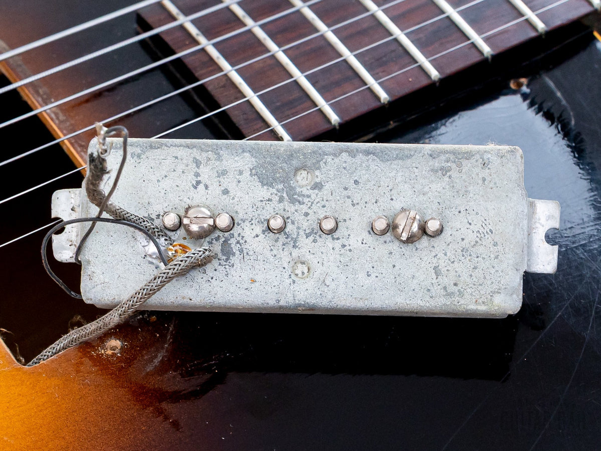 1956 Gibson ES-125 Sunburst - P-90 pickup underside