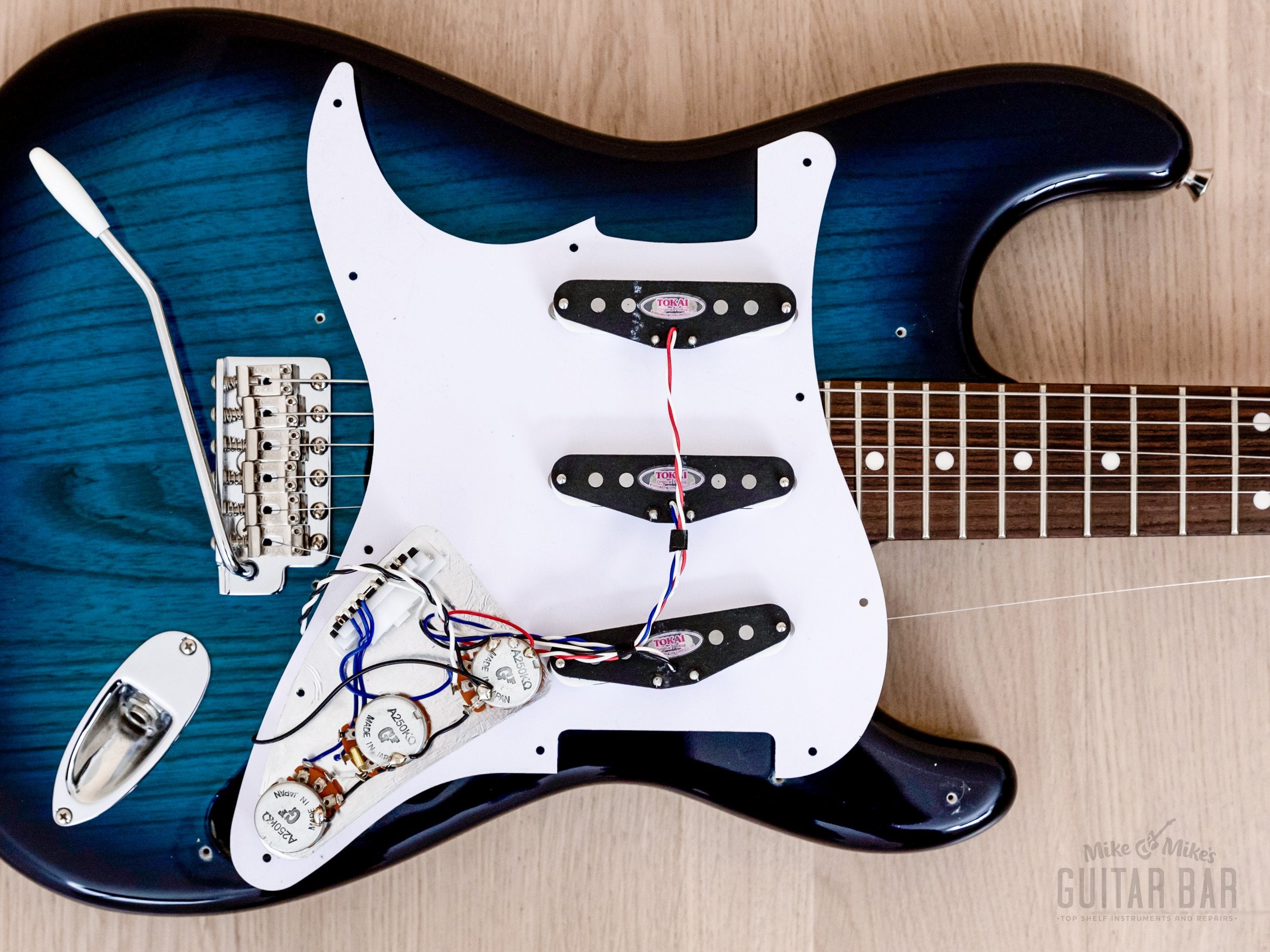 2014 Tokai Goldstar Sound AST-118 S-Style Electric Guitar Ash Body Blue Burst, Japan